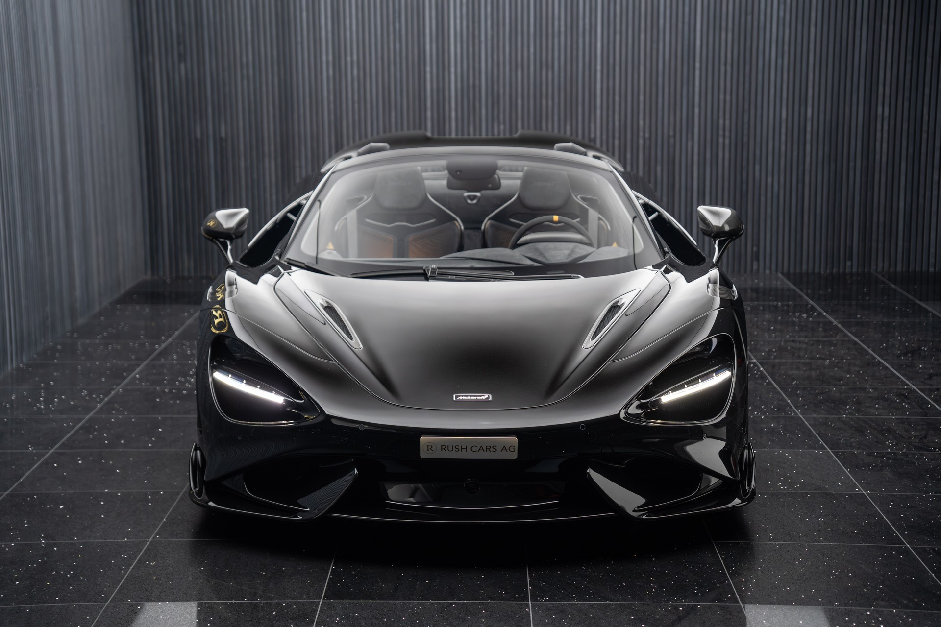 McLAREN 765 LT Spider 4.0 V8 SSG-showroom-element-1