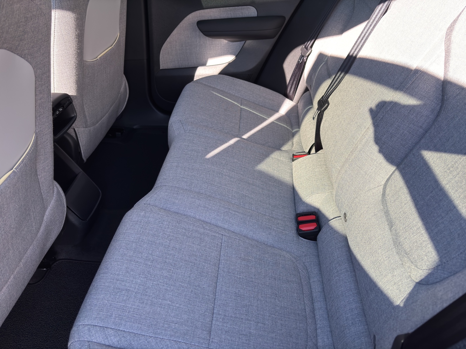 VOLVO EX30 E60 Ultra-image-12