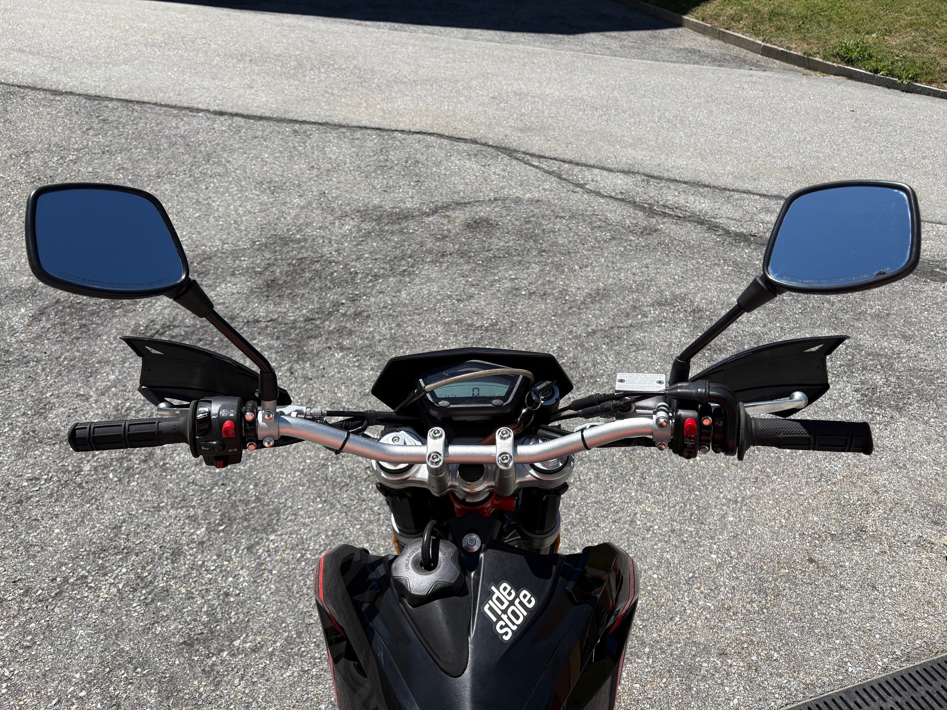 SWM SM 125 R-image-9