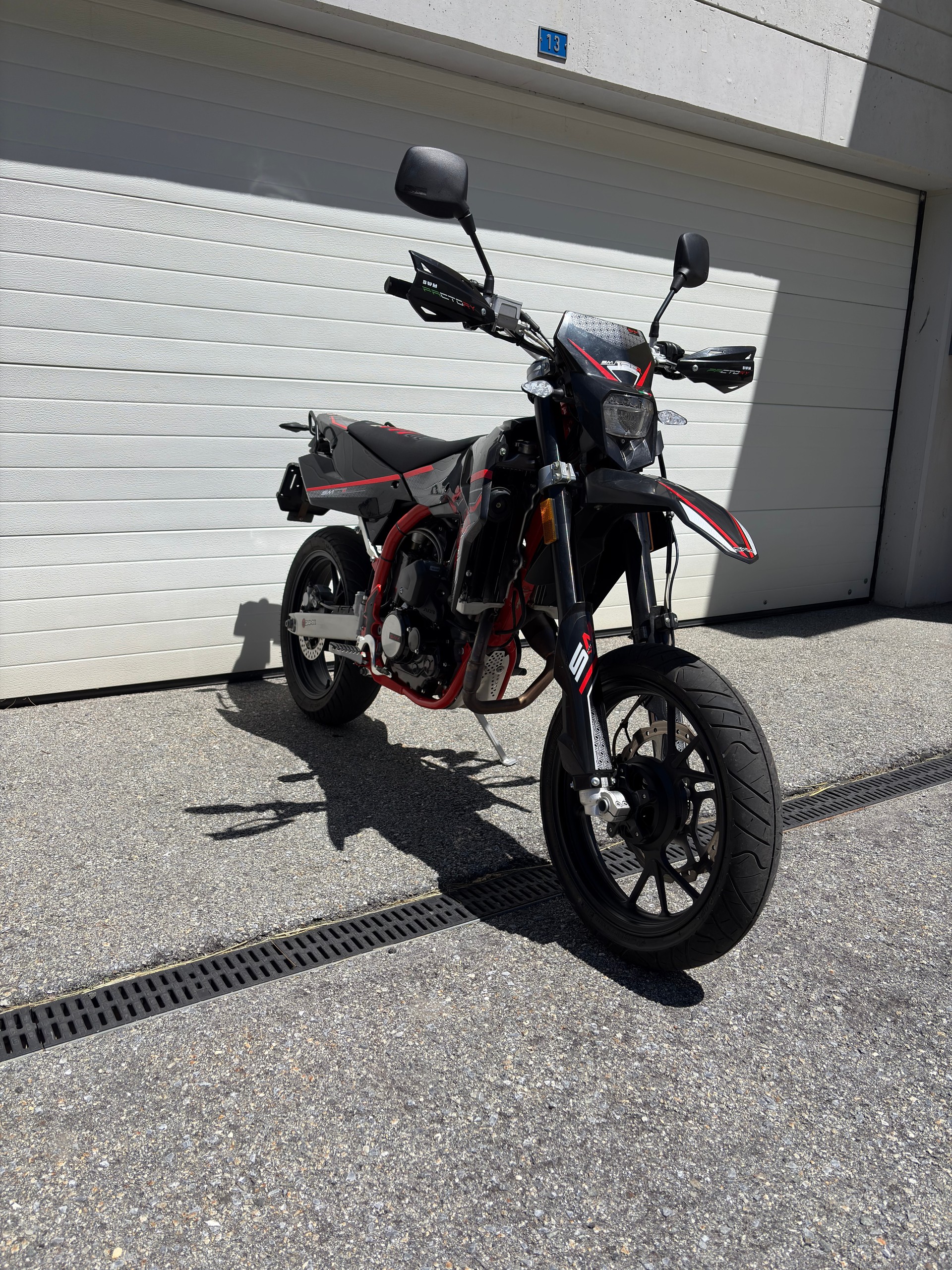 SWM SM 125 R-image-2