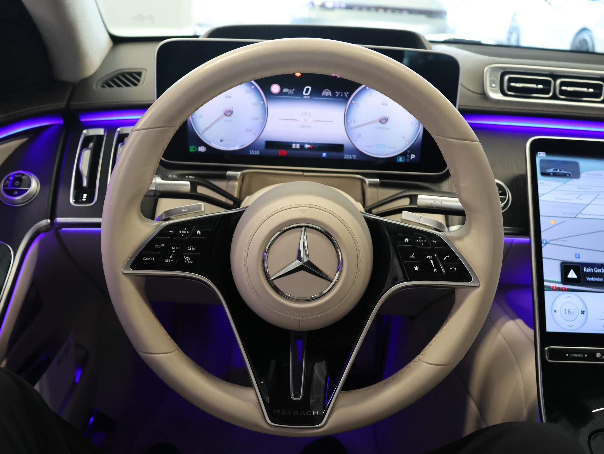 MERCEDES-BENZ S 580 4Matic Maybach Business Class 9G-Tronic *Massagesitze* *Burmester* *Panoramadach*-image-15