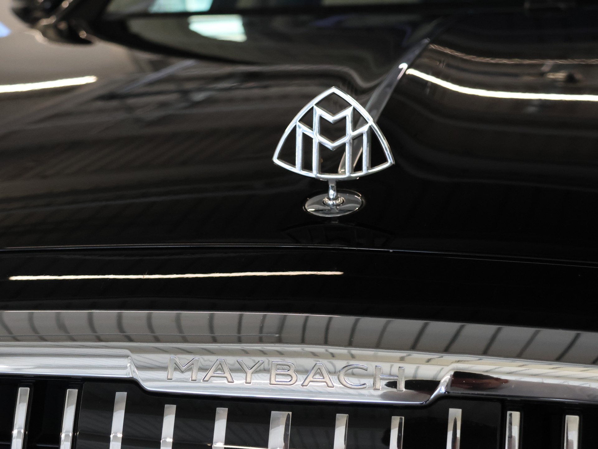 MERCEDES-BENZ S 580 4Matic Maybach Business Class 9G-Tronic *Massagesitze* *Burmester* *Panoramadach*-image-8