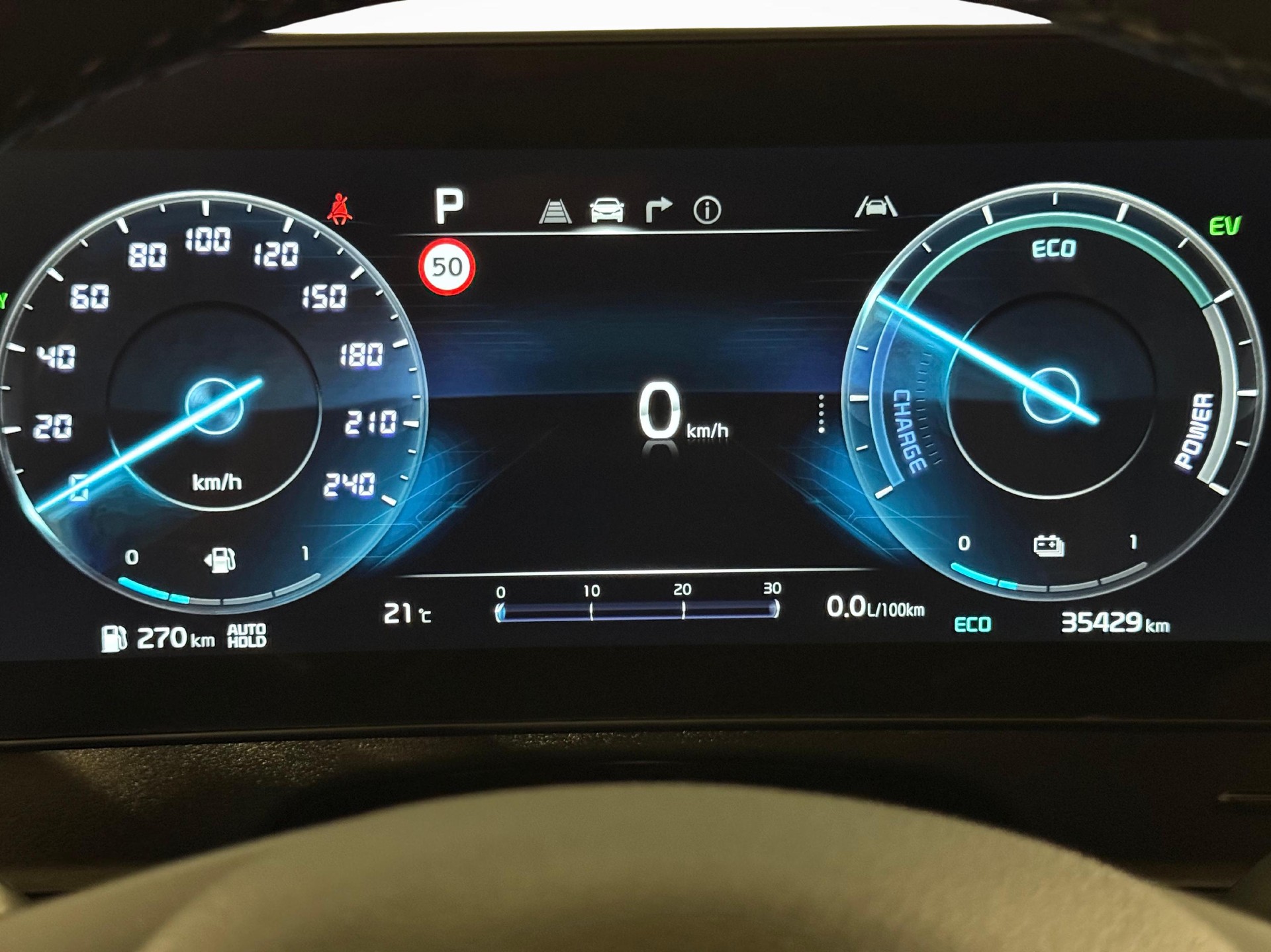 KIA Sportage 1.6 T-GDi Hybrid GT-Line-image-15