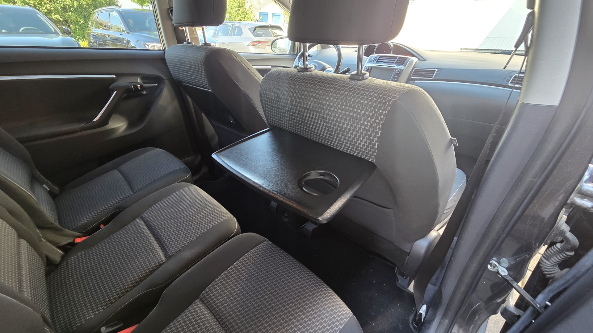 TOYOTA Verso 1.6 D-4D Luna-image-12