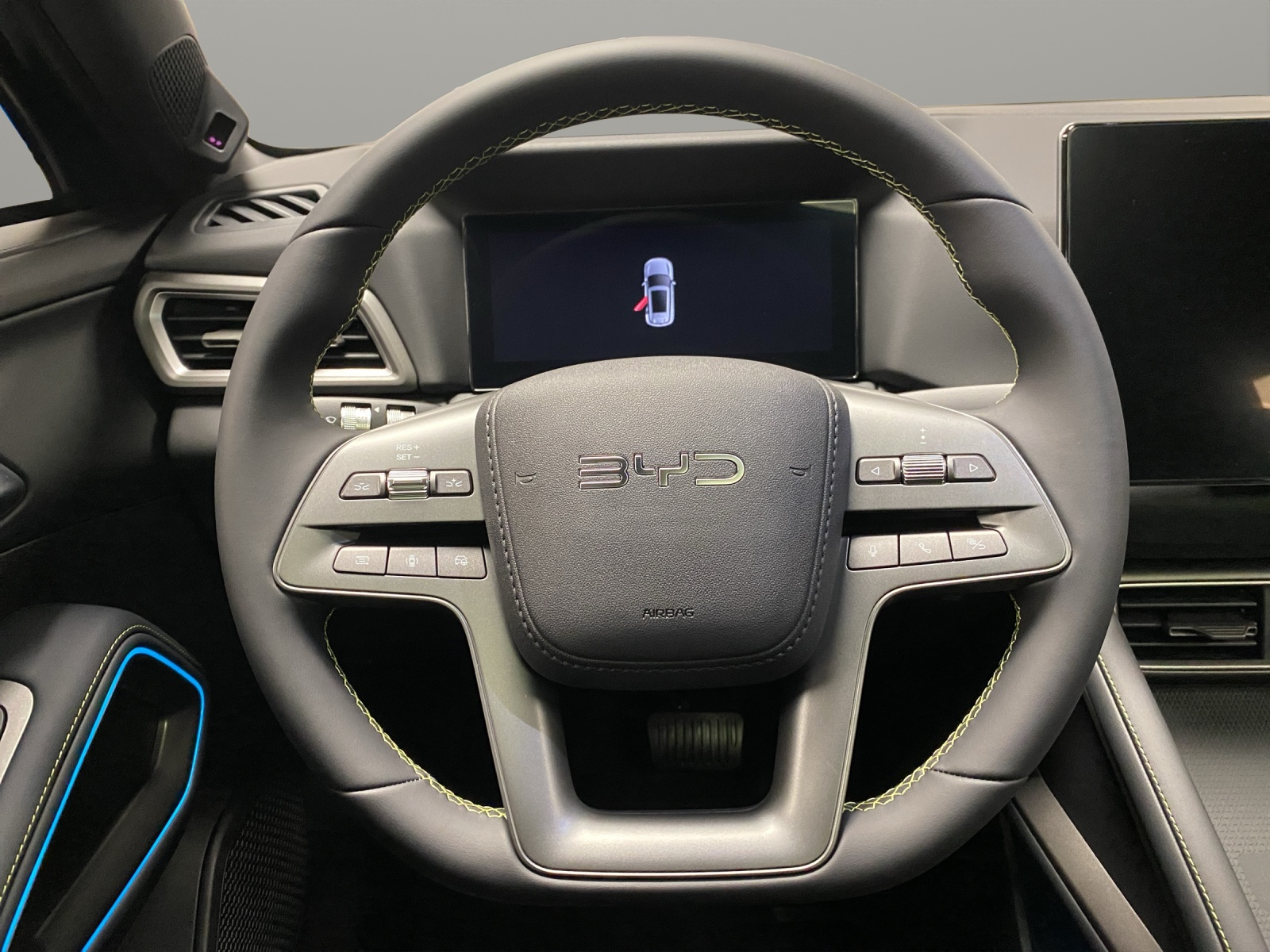 BYD Atto 2 DM-i Boost-image-12