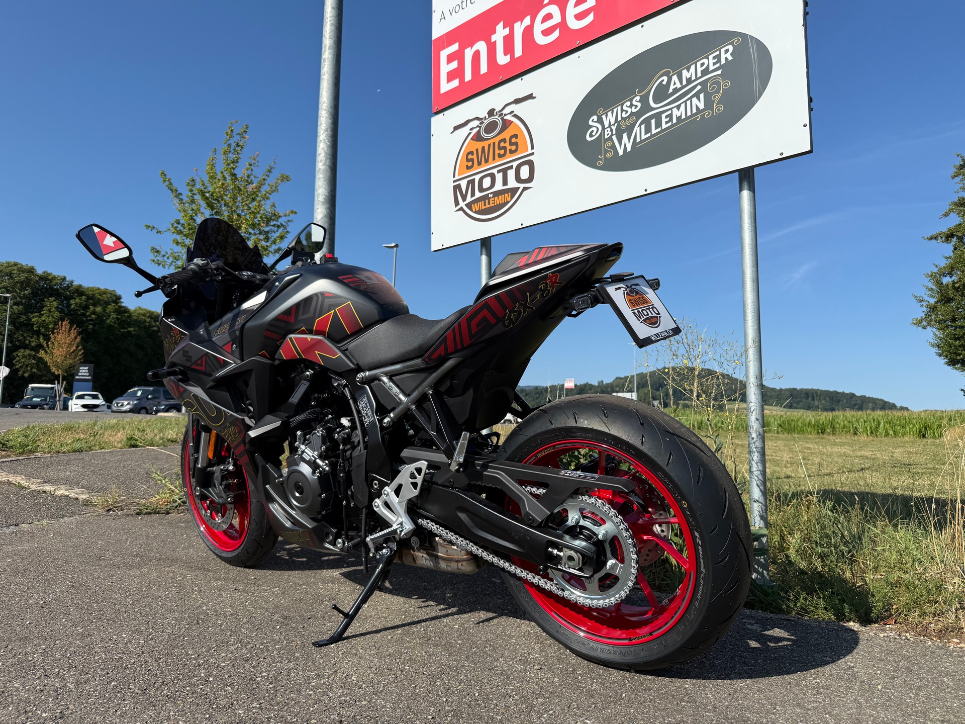SUZUKI GSX 8 S EVO-image-2