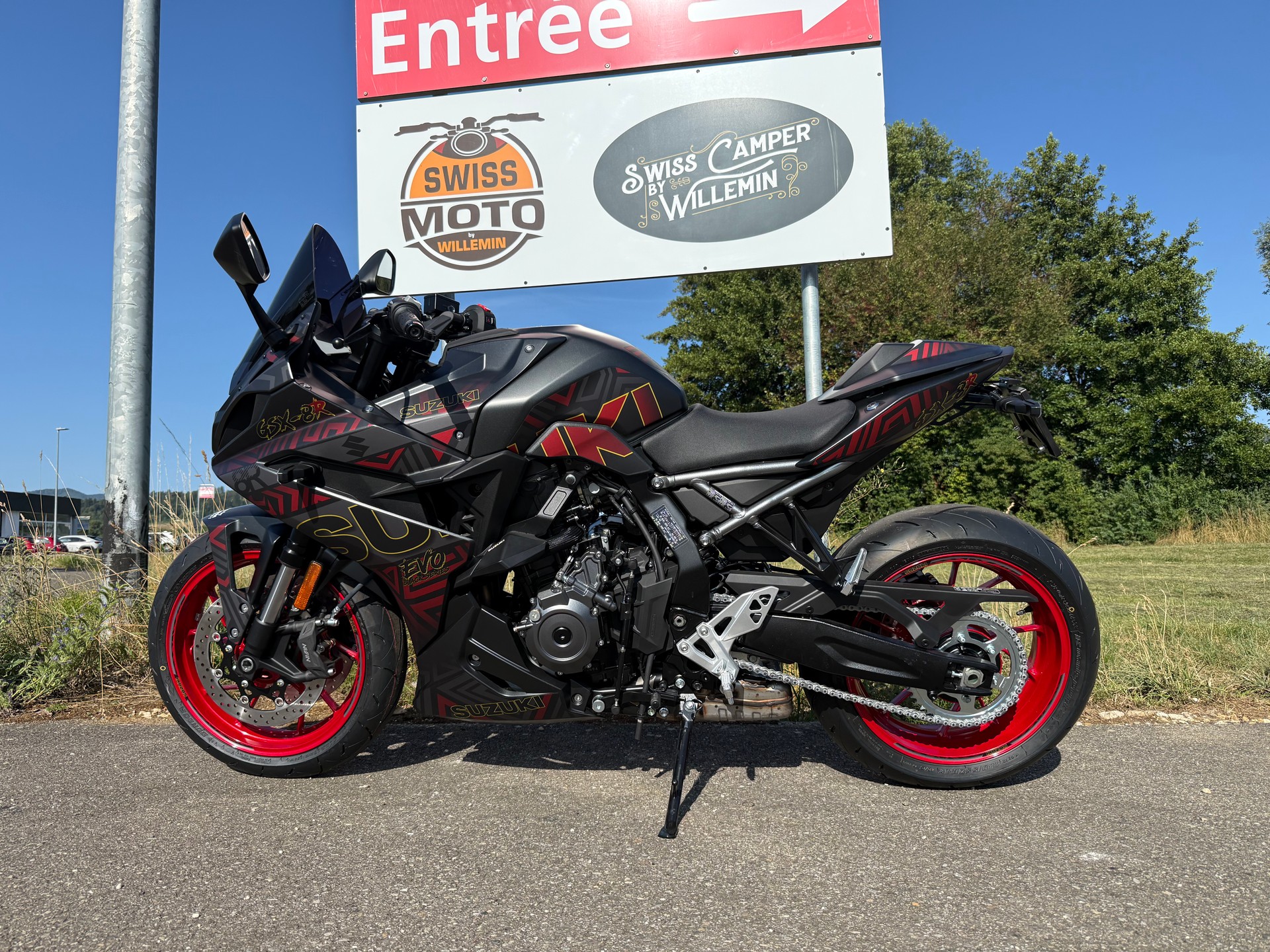 SUZUKI GSX 8 S EVO-image-0