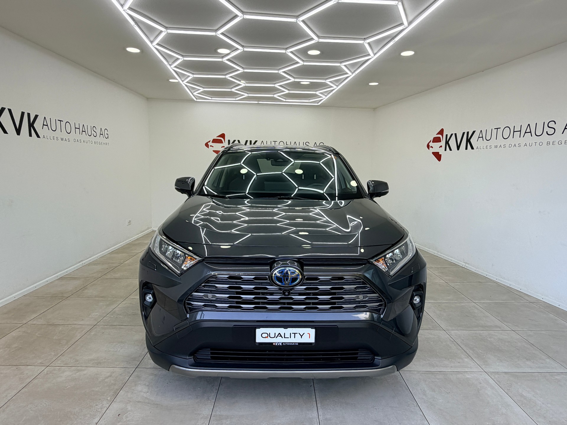 TOYOTA RAV-4 2.5 HSD Trend e-CVT 4WD | Garantie bis 15 Jahre | 8-fach Komplettradsatz |-showroom-element-2