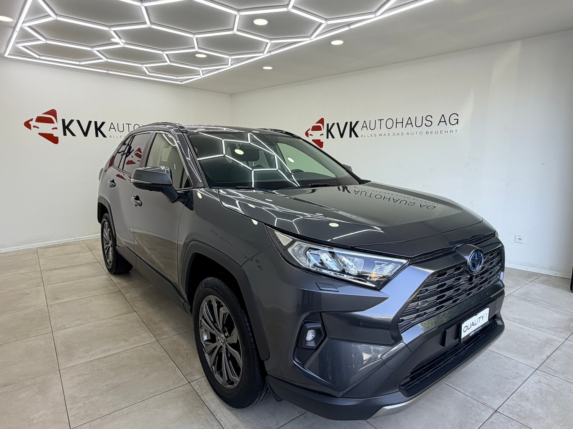 TOYOTA RAV-4 2.5 HSD Trend e-CVT 4WD | Garantie bis 15 Jahre | 8-fach Komplettradsatz |-showroom-element-3