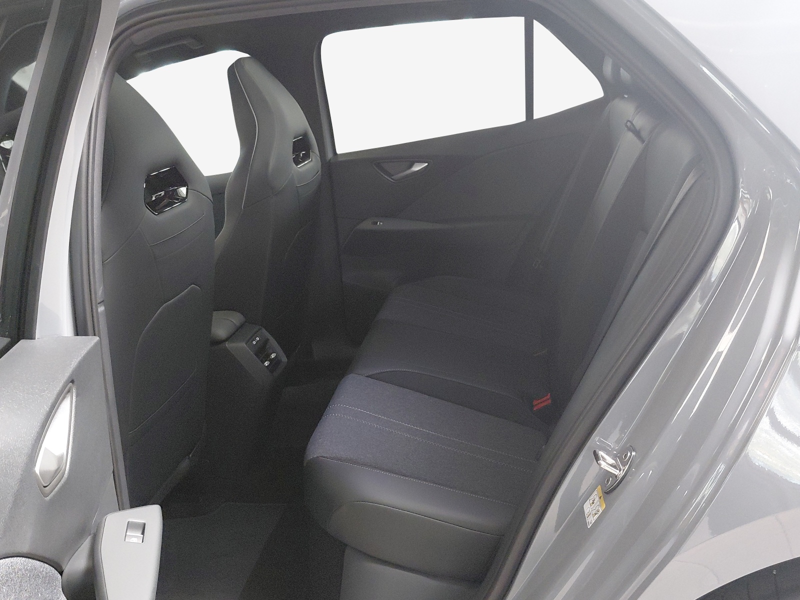 VW ID.3 Neo 58 kWh 190 PS Style-image-11