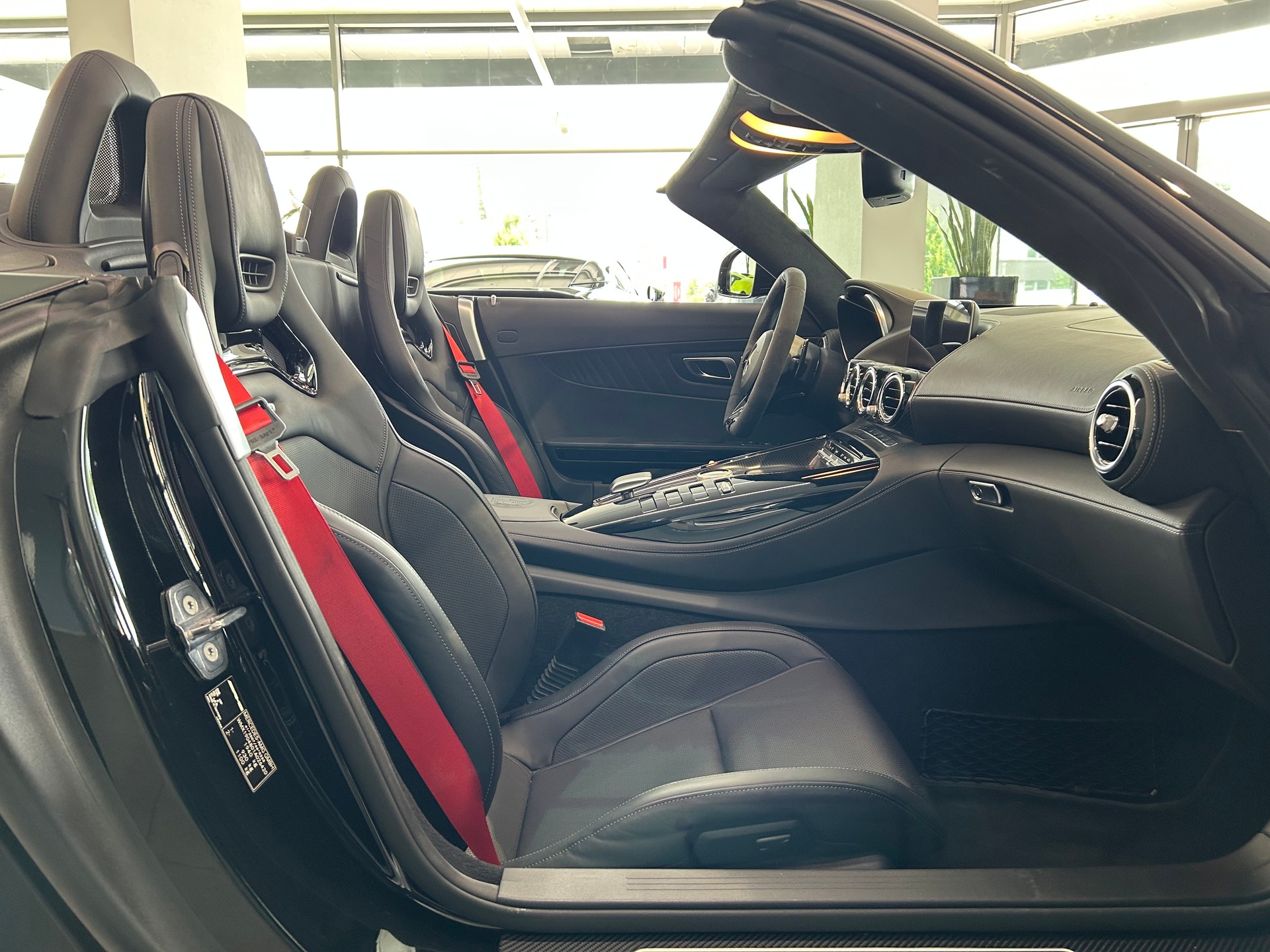 MERCEDES-BENZ AMG GT C Roadster Speedshift DCT " Top Zustand "-image-13