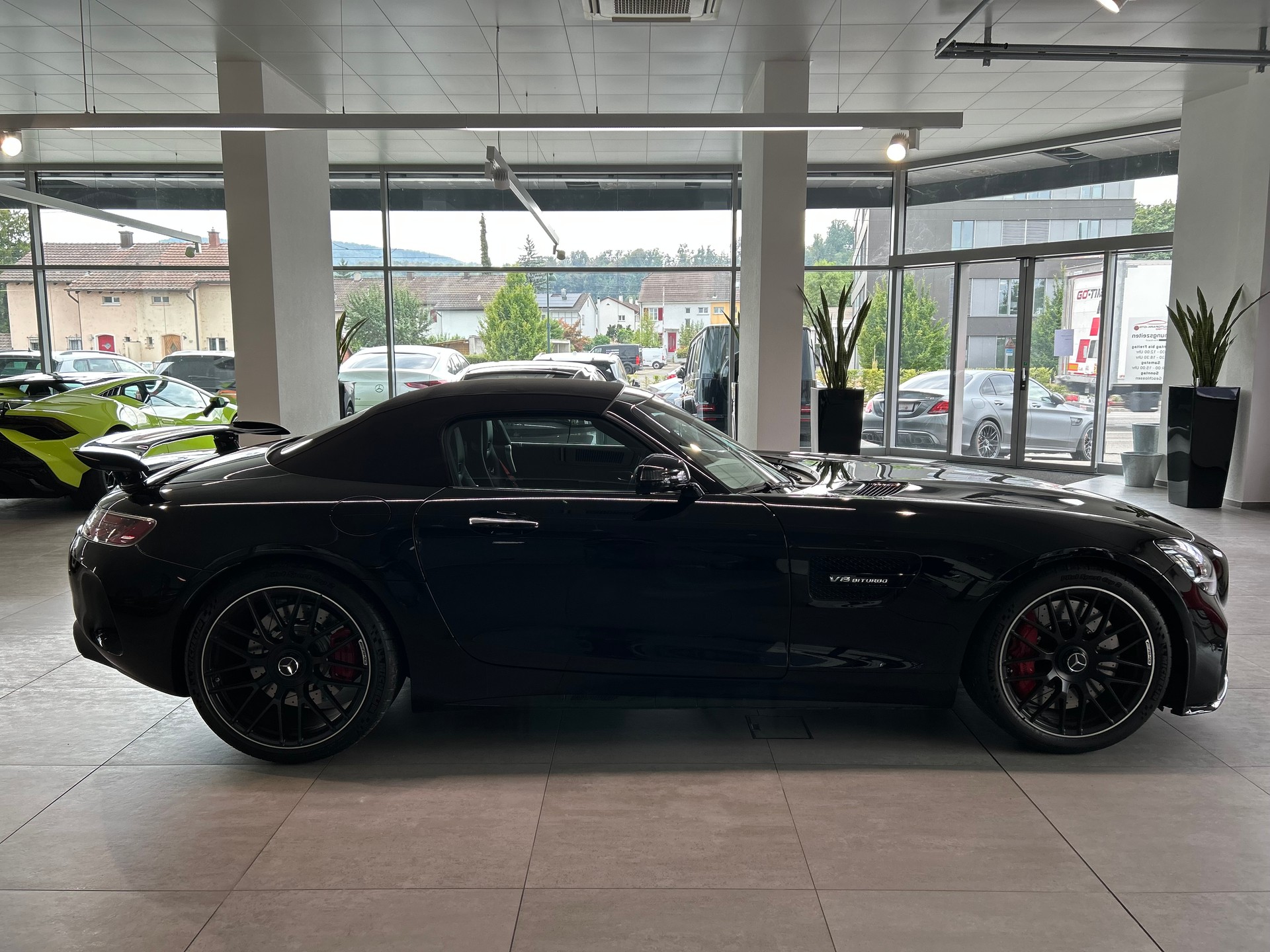 MERCEDES-BENZ AMG GT C Roadster Speedshift DCT " Top Zustand "-showroom-element-3
