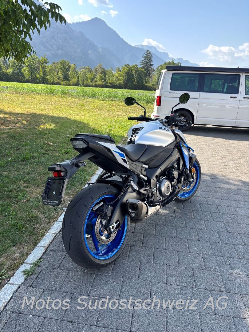 SUZUKI GSX S1000-image-4