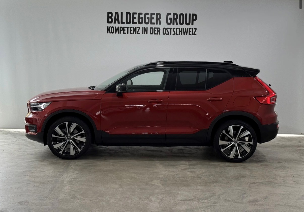 VOLVO XC40 P8 AWD Pure Electric R-Design-showroom-element-2