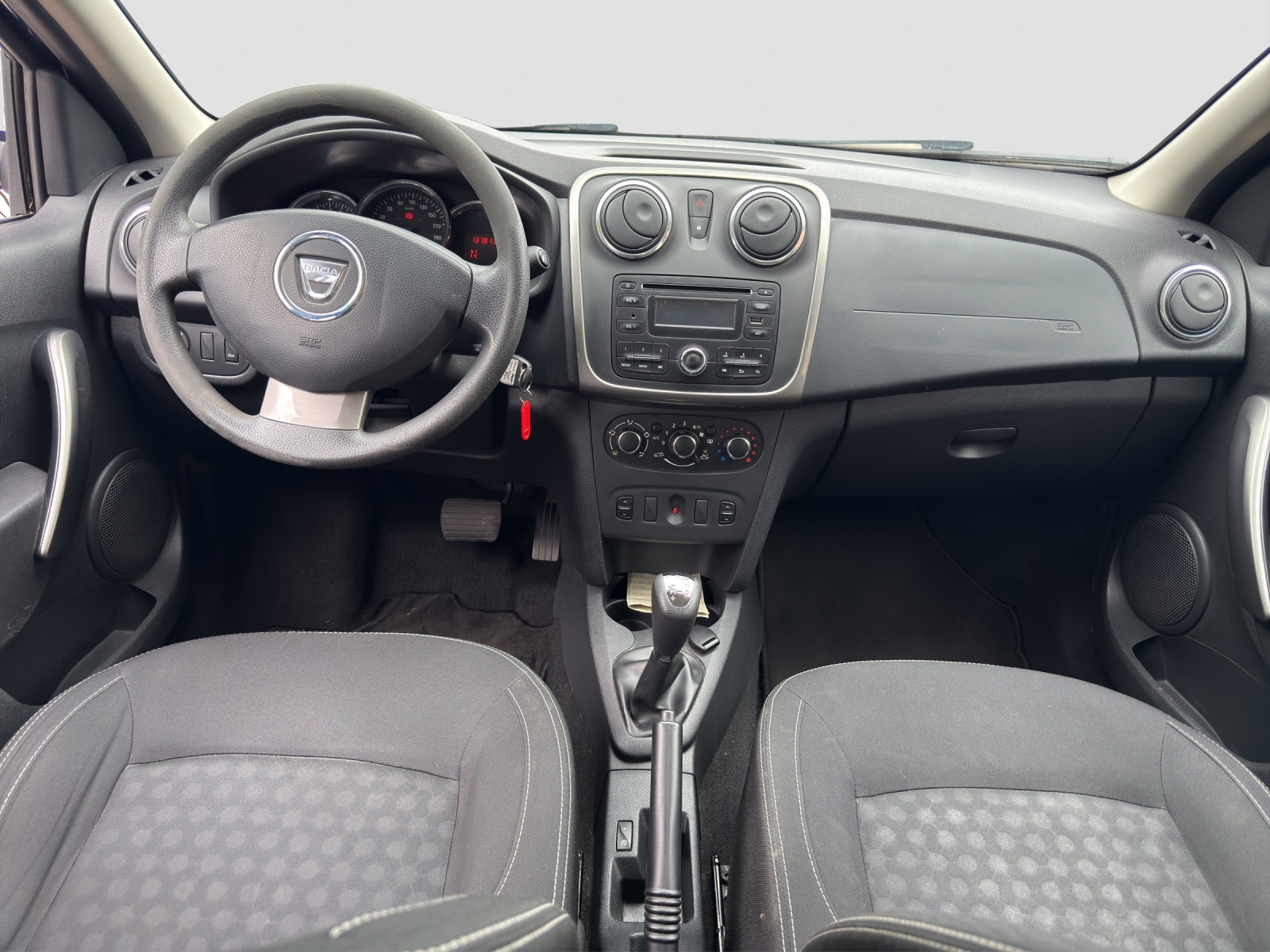 DACIA Logan MCV 0.9 Lauréate Automatic-image-11