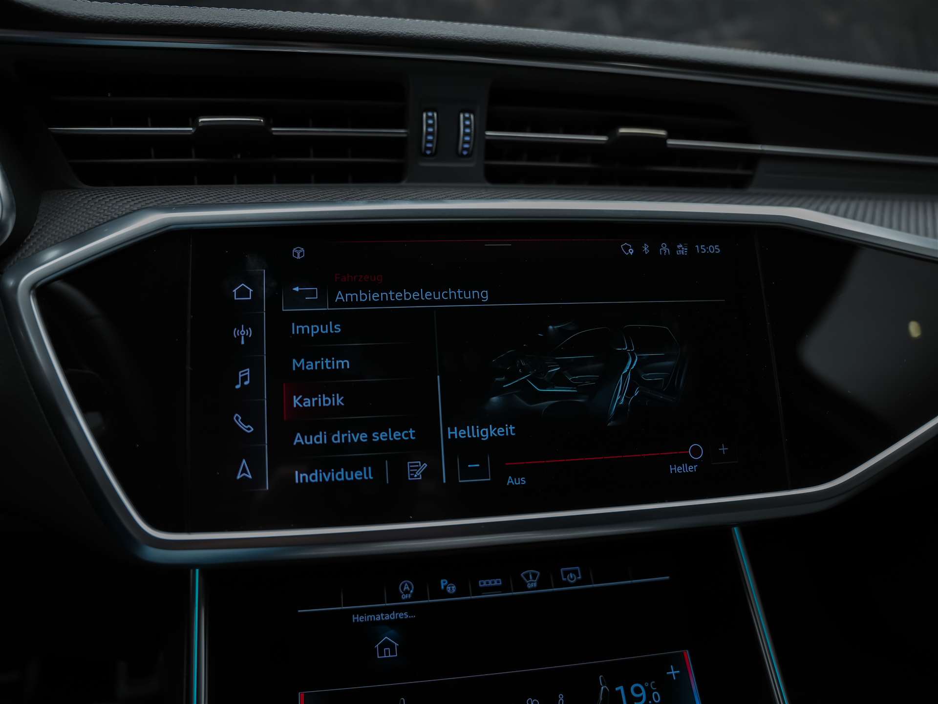 AUDI RS6 Avant 4.0 TFSI V8 quattro *Akrapovic*Allradlenkung*Standheizung*Sitzlüftung*-image-41