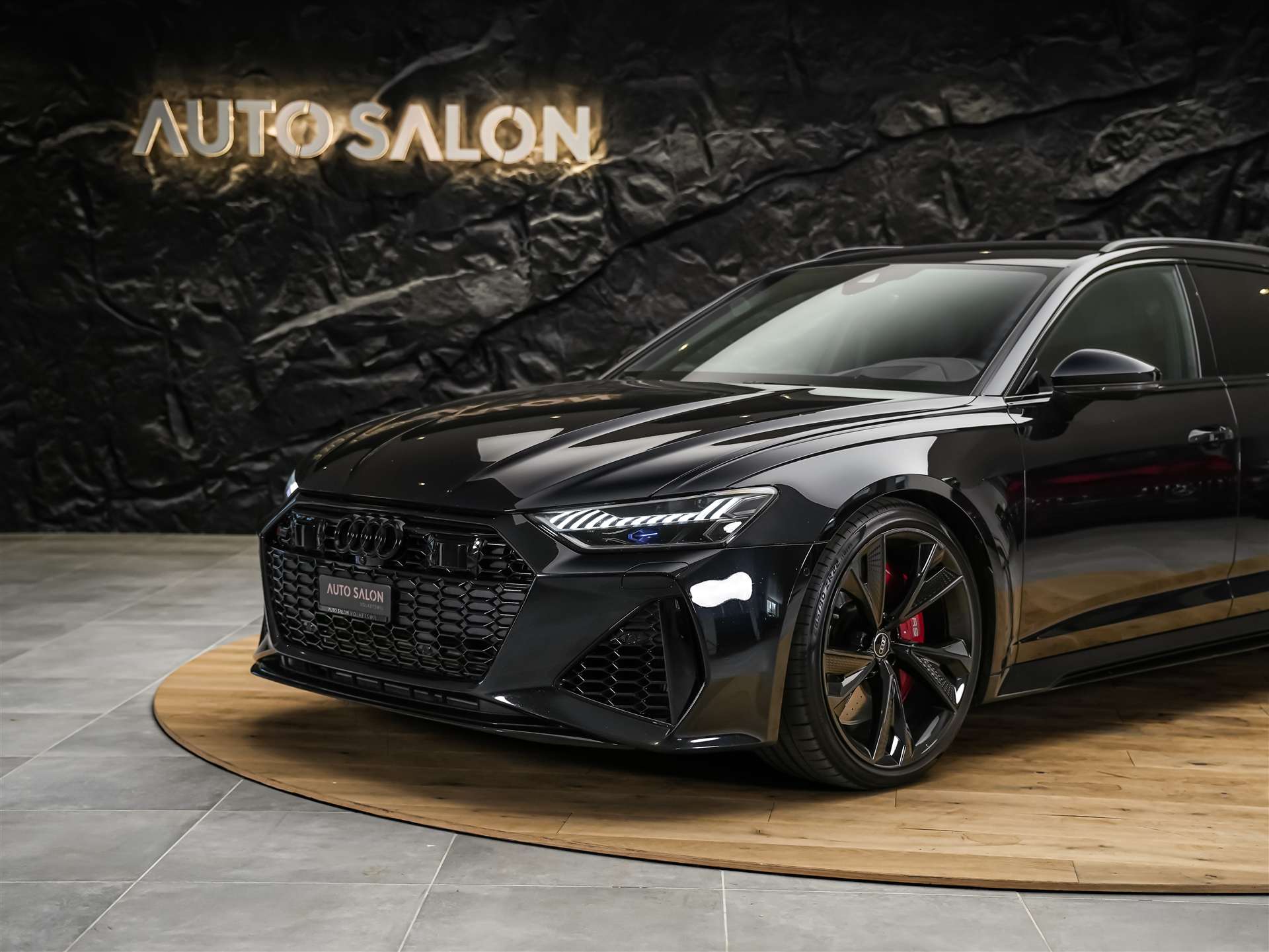 AUDI RS6 Avant 4.0 TFSI V8 quattro *Akrapovic*Allradlenkung*Standheizung*Sitzlüftung*-image-16