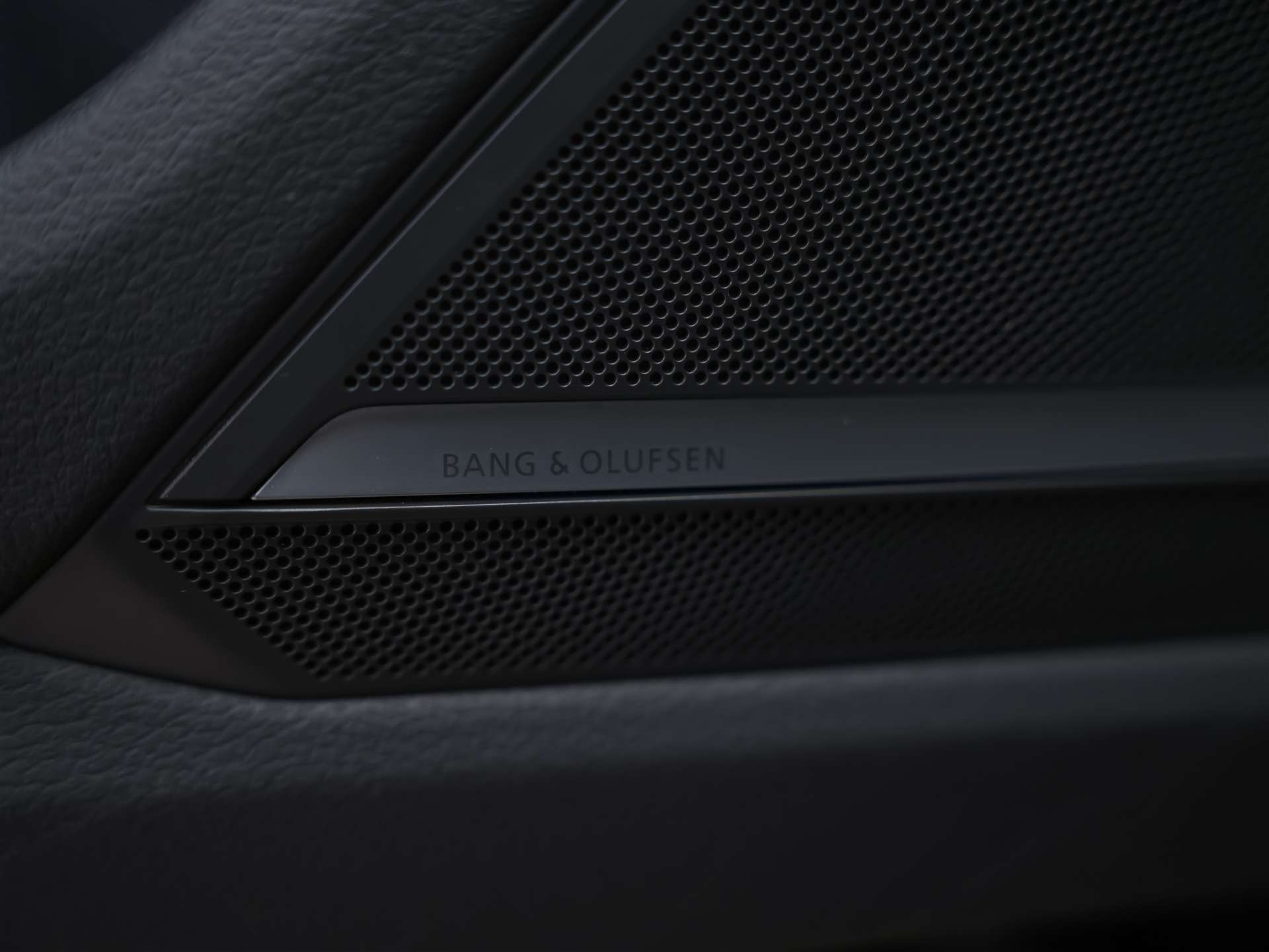 AUDI RS6 Avant 4.0 TFSI V8 quattro *Akrapovic*Allradlenkung*Standheizung*Sitzlüftung*-image-29