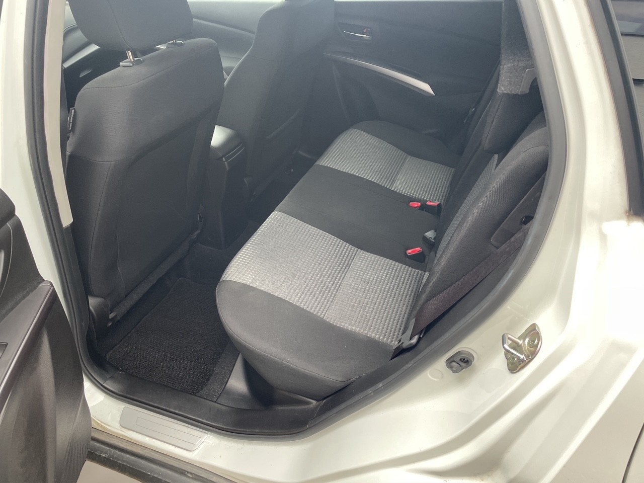 SUZUKI S-Cross 1.4 16V Compact Top MHD 4WD-image-9