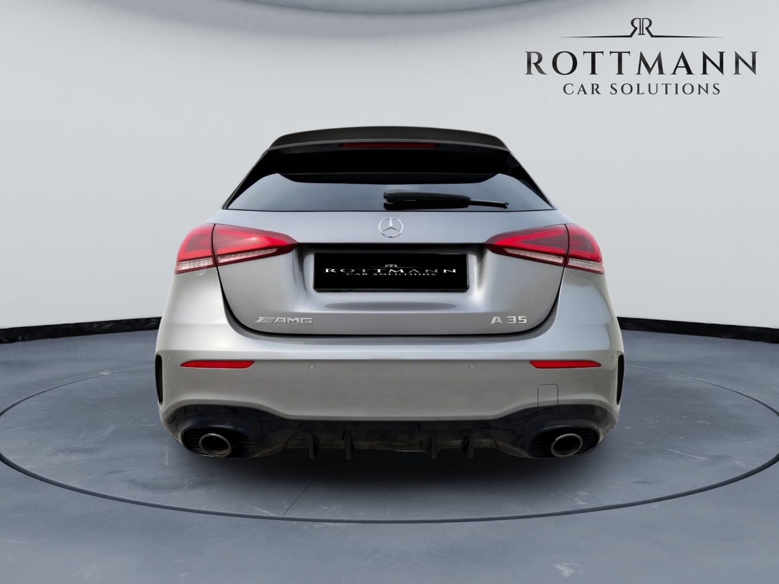 MERCEDES-BENZ A 35 AMG 4Matic Speedshift-image-6