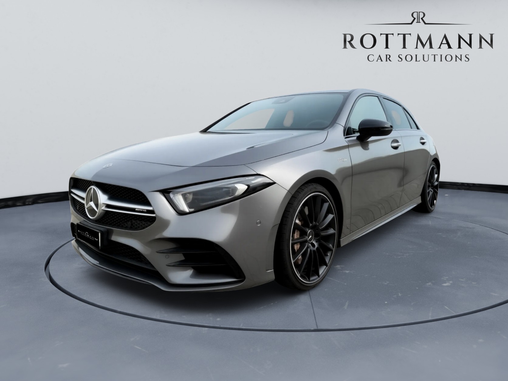 MERCEDES-BENZ A 35 AMG 4Matic Speedshift-showroom-element-1