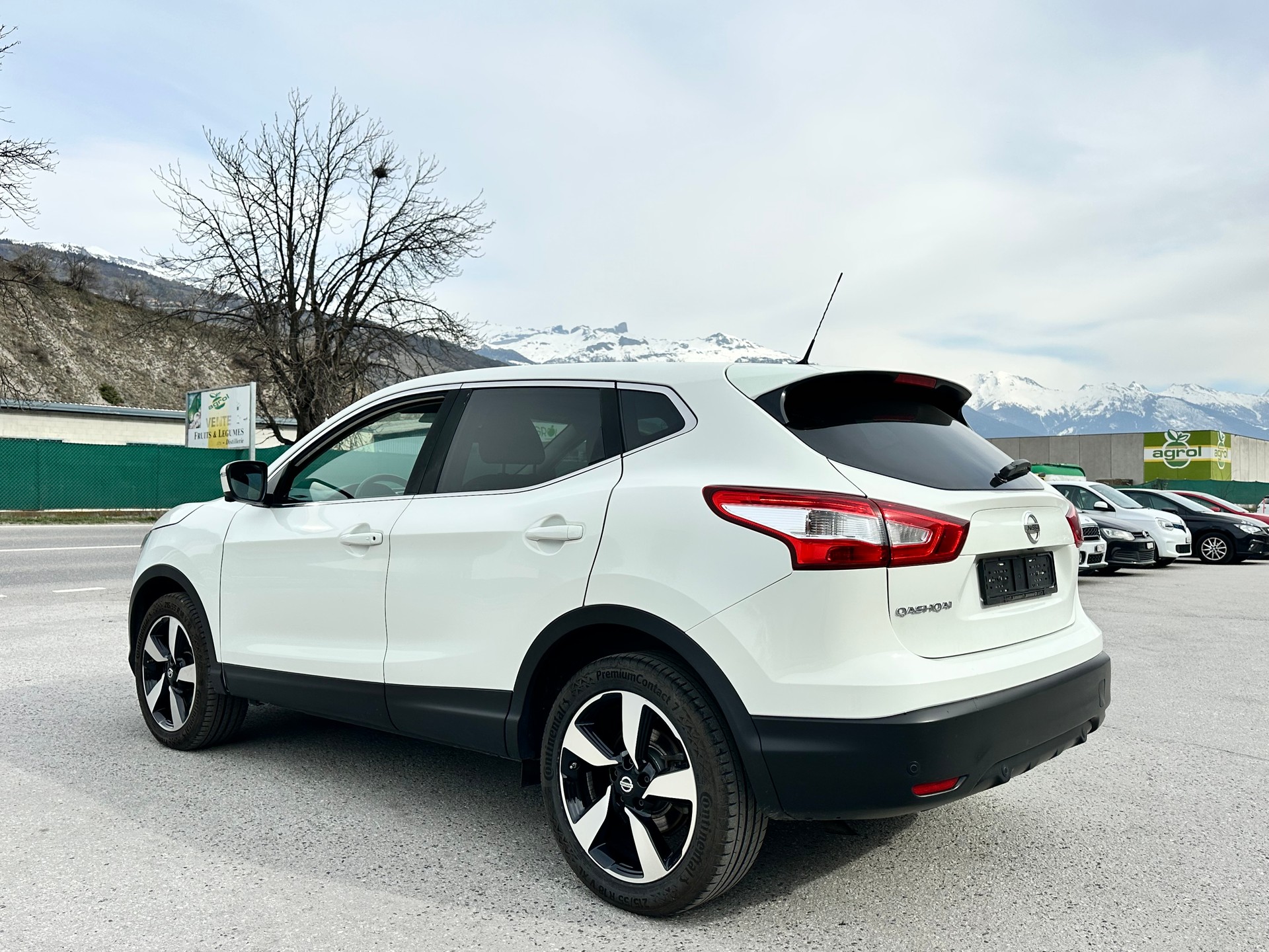 NISSAN Qashqai 1.2 DIG-T N-Connecta Xtronic CVT-image-4