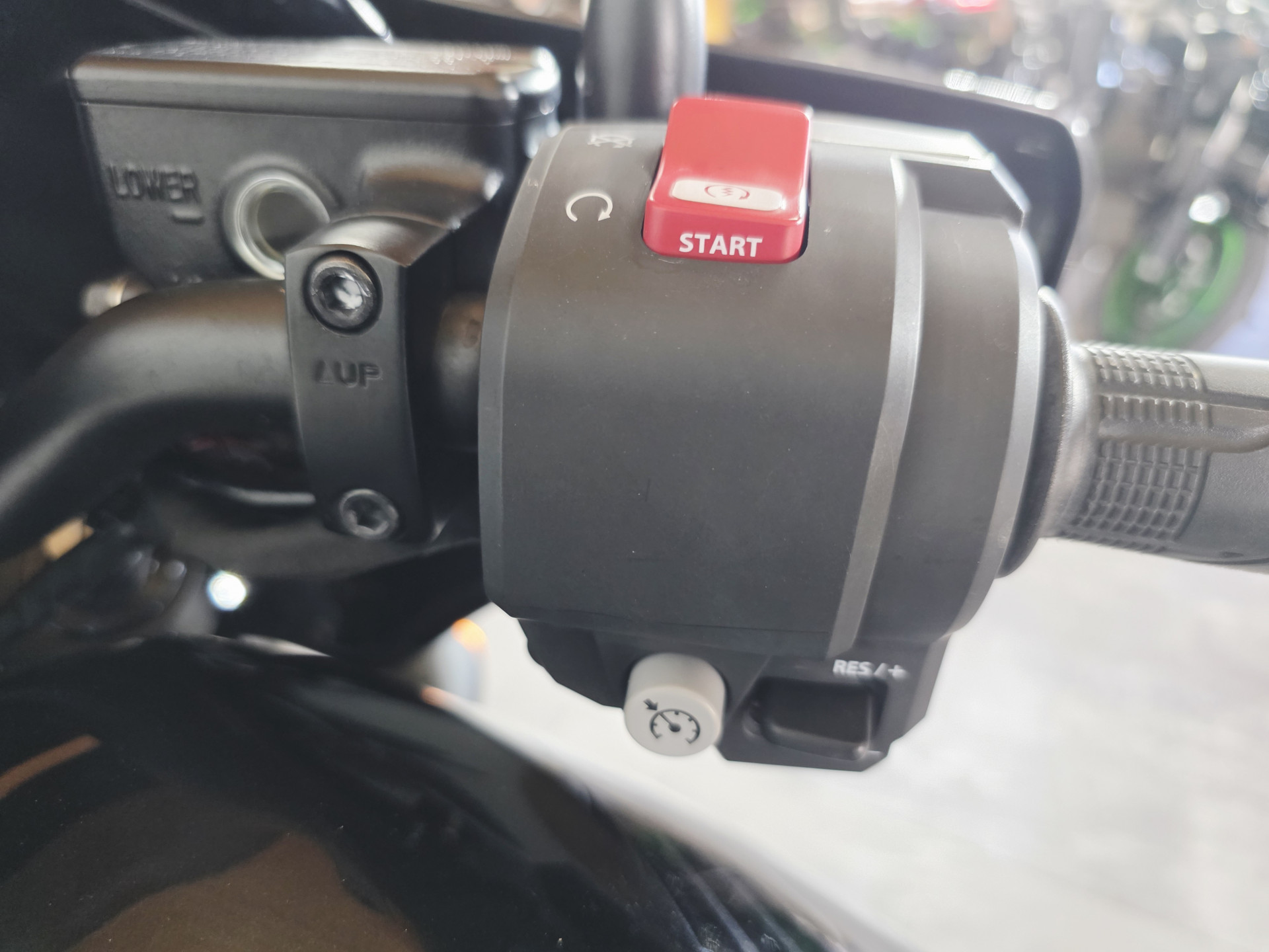 HONDA CMX 1100 Rebel Touring-image-6