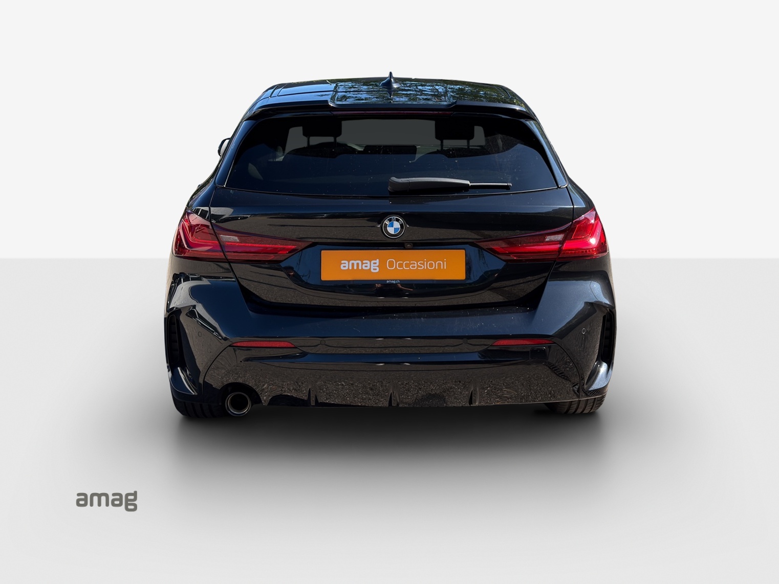 BMW 118i Pure M Sport Steptronic-showroom-element-3