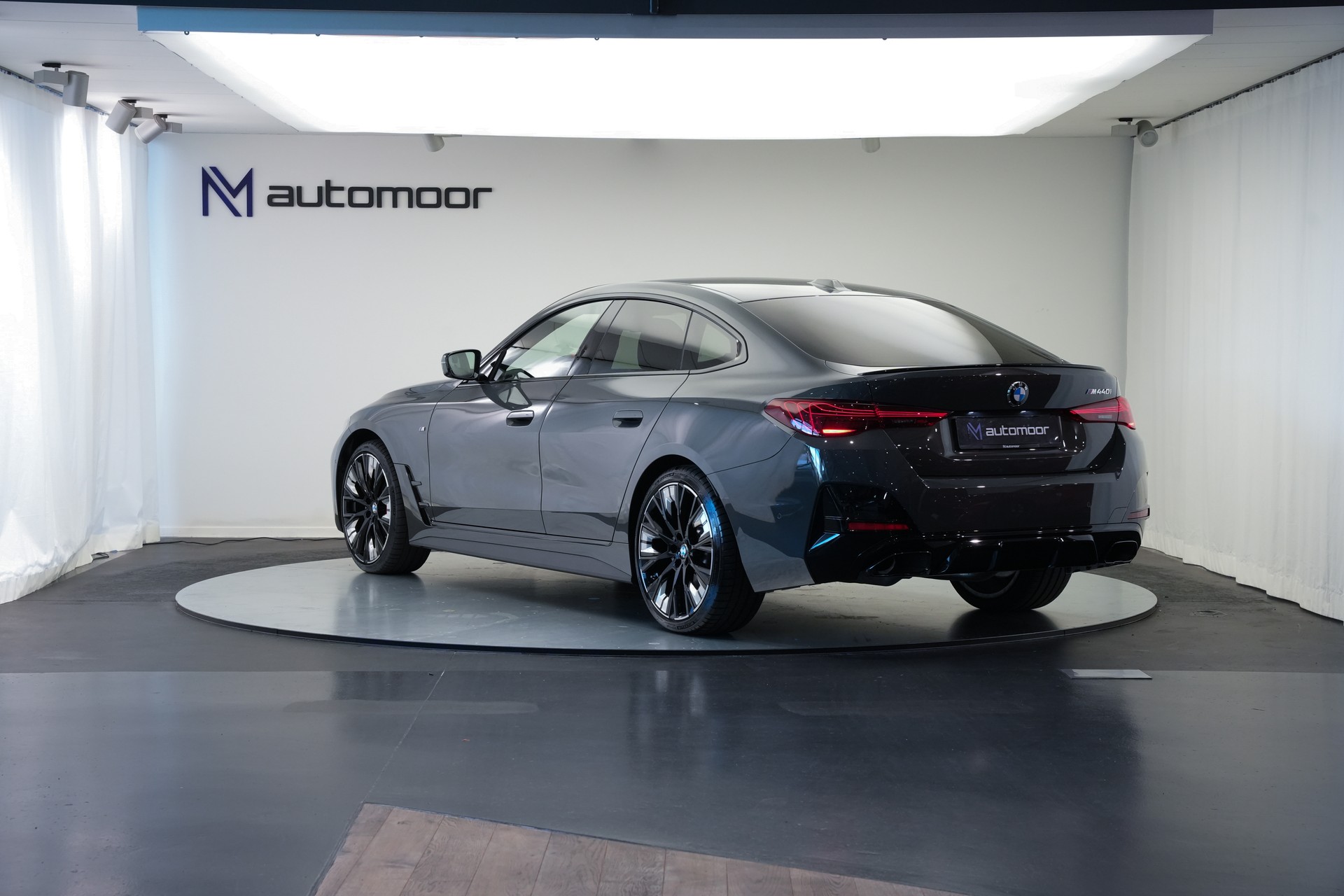 BMW M440i xDrive 48V Gran Coupé M Sport Pro Steptronic *Facelift* *Glasapplikation* *Carbon*-image-6