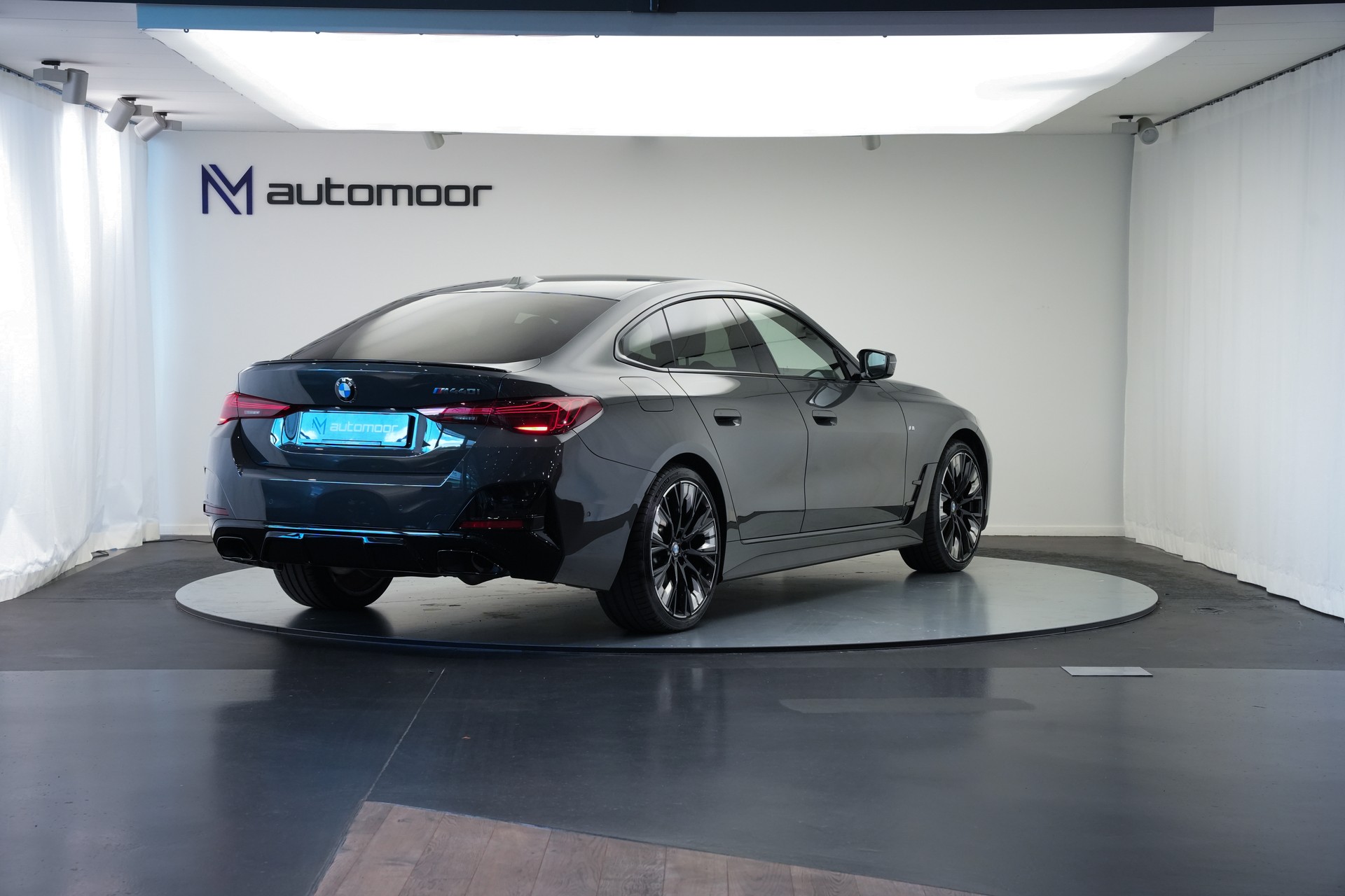 BMW M440i xDrive 48V Gran Coupé M Sport Pro Steptronic *Facelift* *Glasapplikation* *Carbon*-image-4