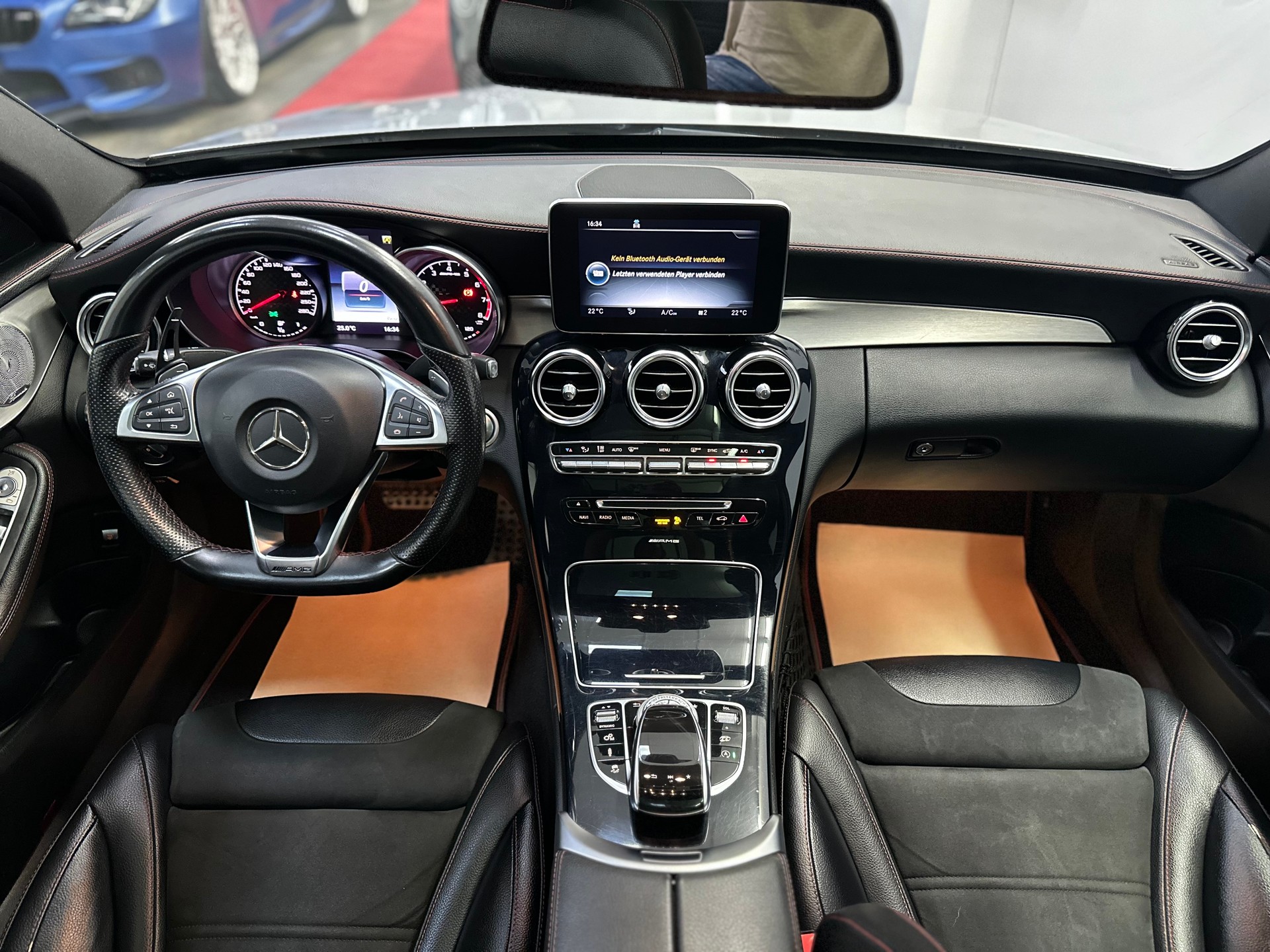 MERCEDES-BENZ C 43 AMG 4Matic 9G-Tronic-image-12