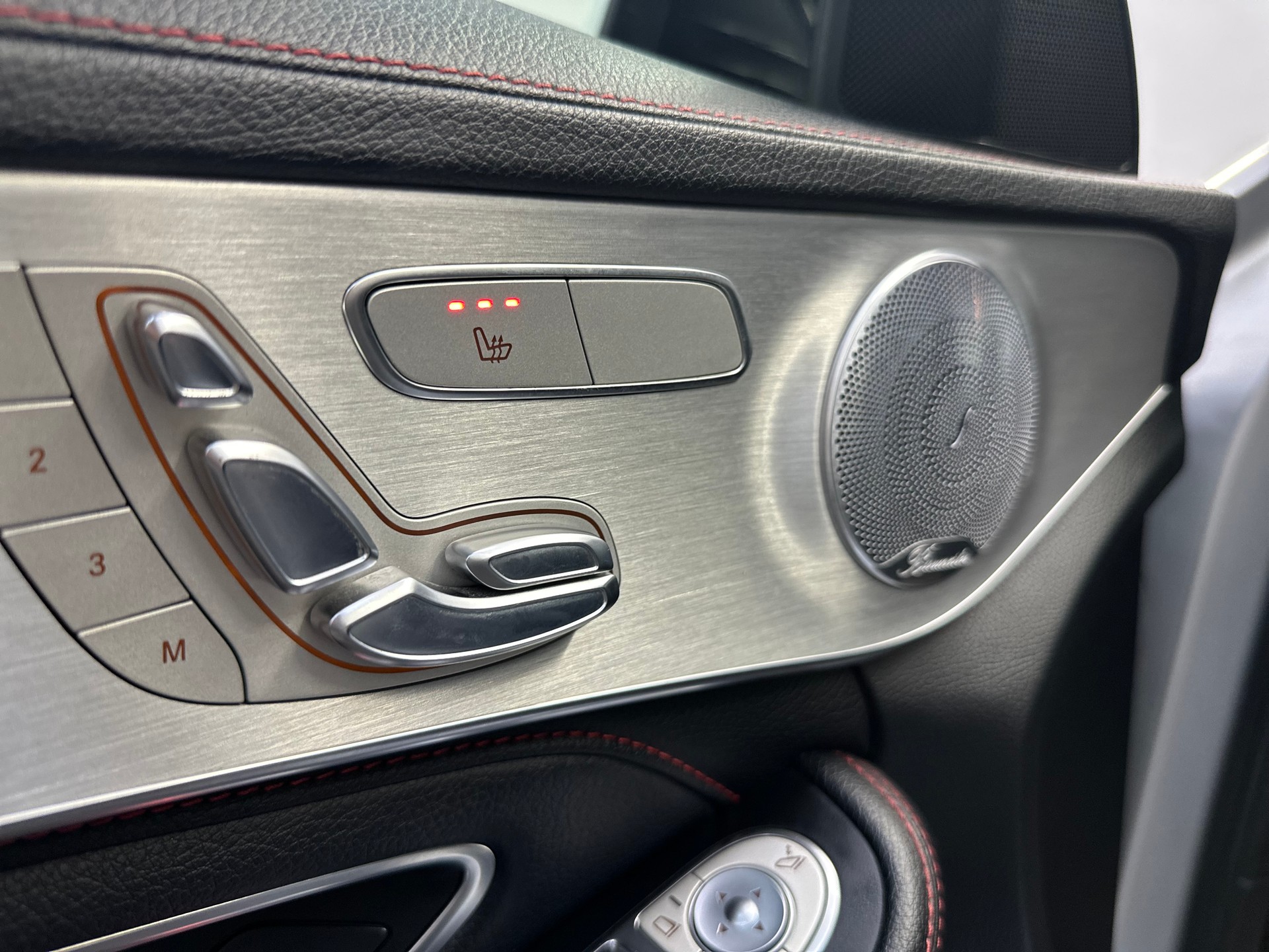 MERCEDES-BENZ C 43 AMG 4Matic 9G-Tronic-image-16