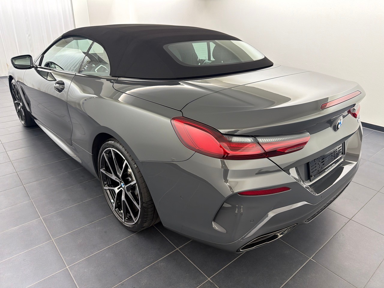 BMW 840i sDrive M Sport Pro-showroom-element-1