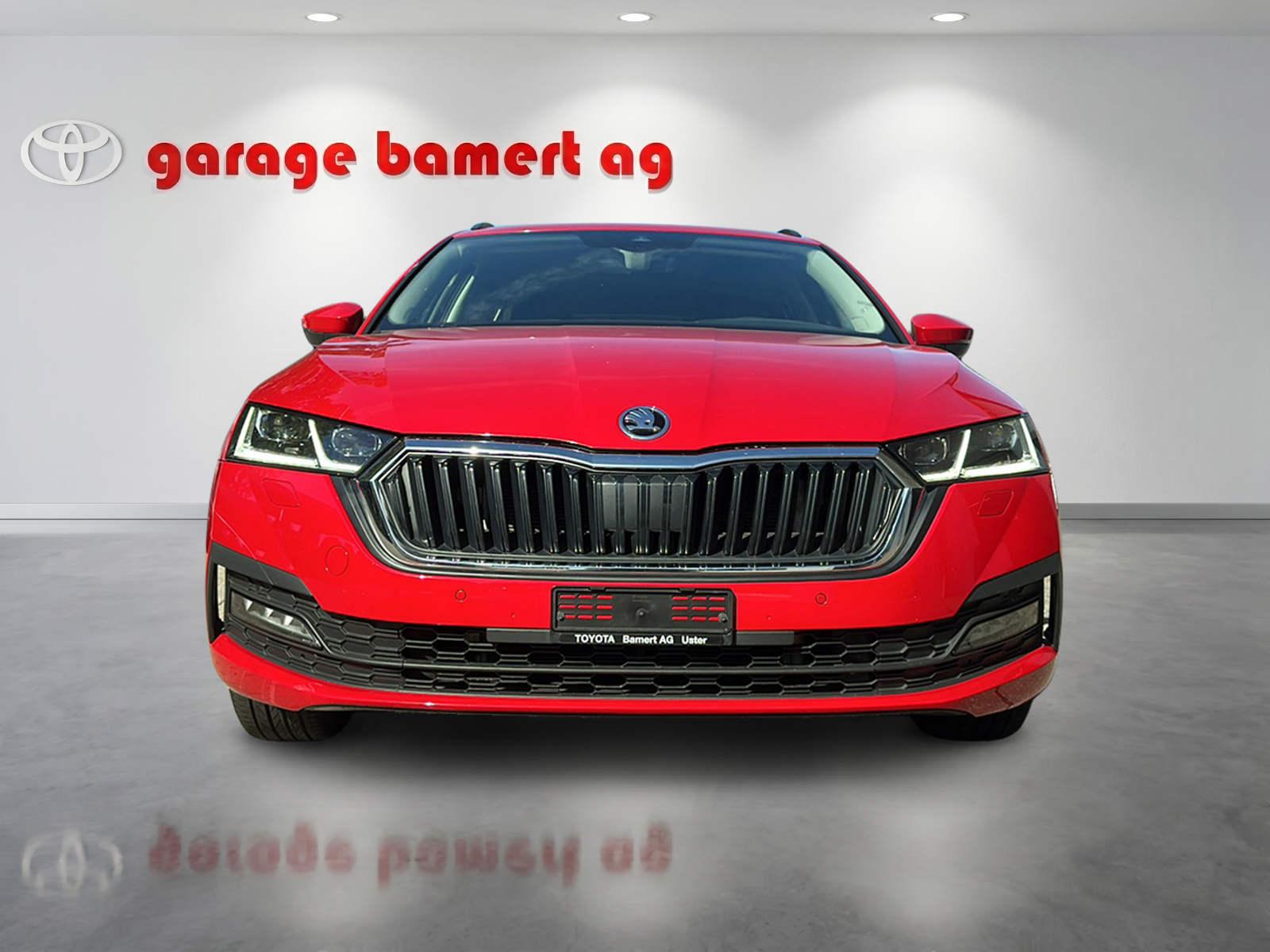 SKODA Octavia Combi 2.0 TDI 150 Ambition DSG-showroom-element-1