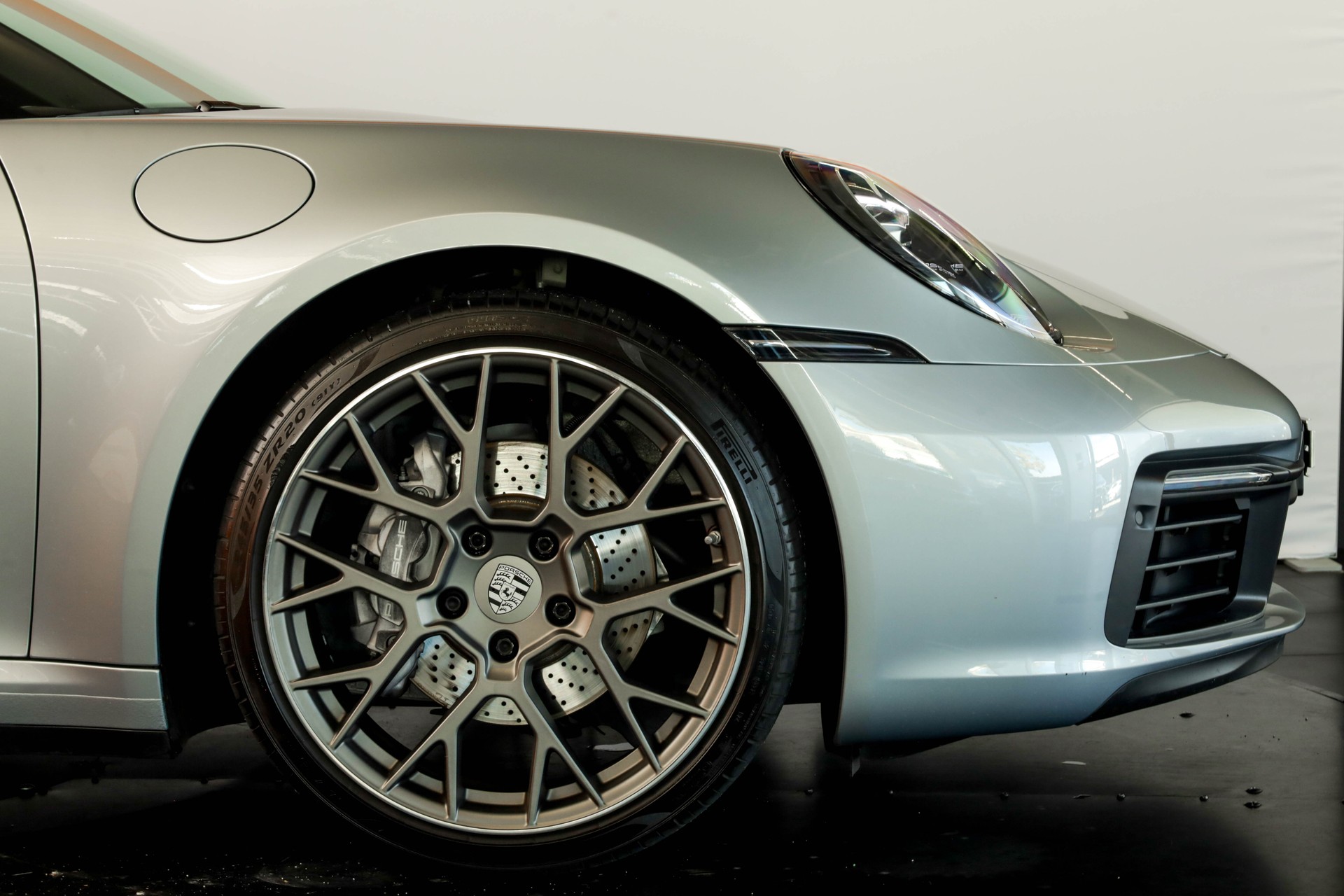 PORSCHE 911 Targa 4 PDK • Échappement sport • BOSE • Cuir intégral brun-image-9