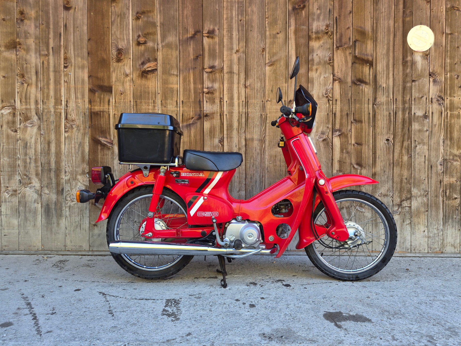 HONDA C 50 DM