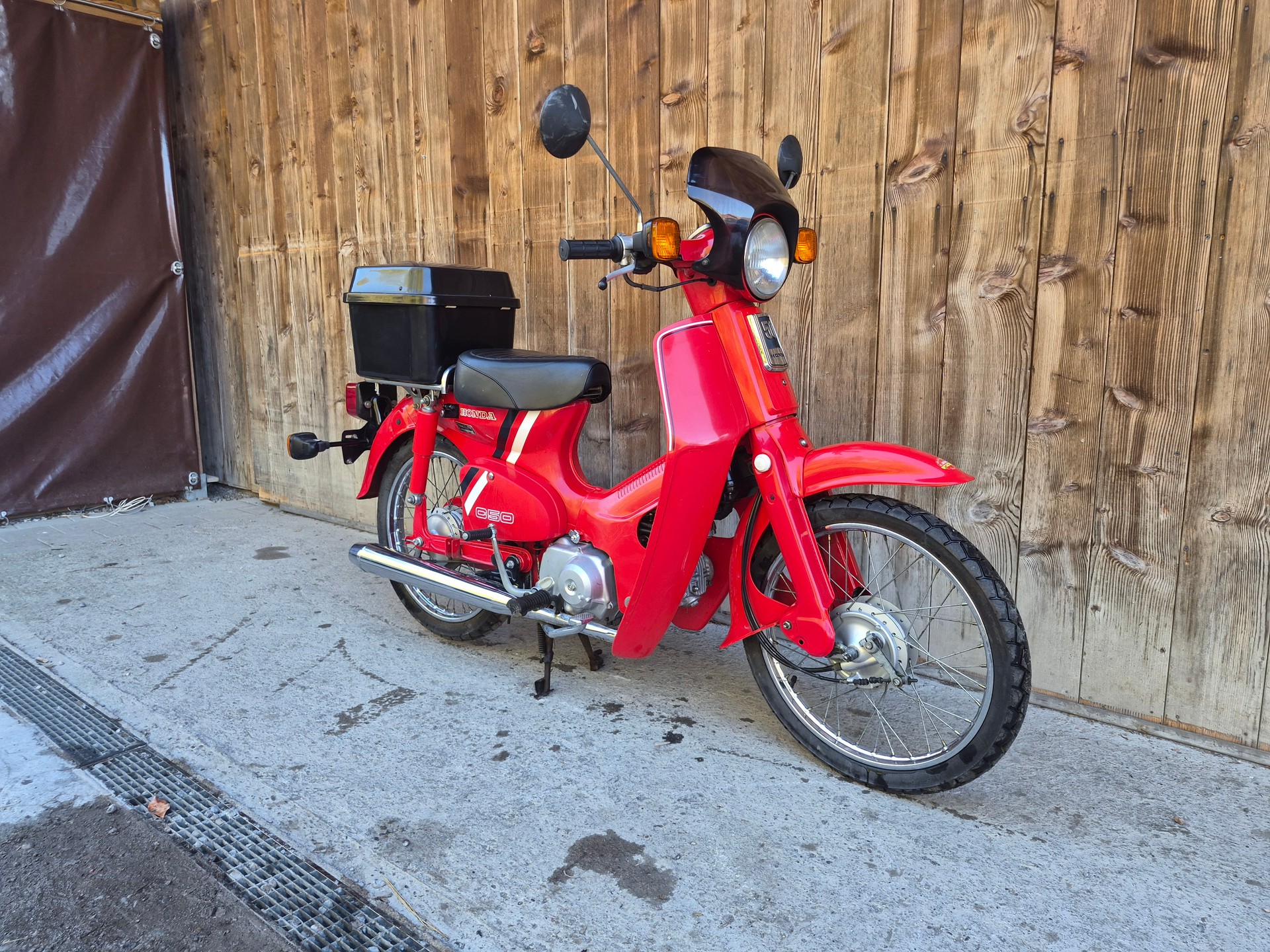HONDA C 50 DM-image-1