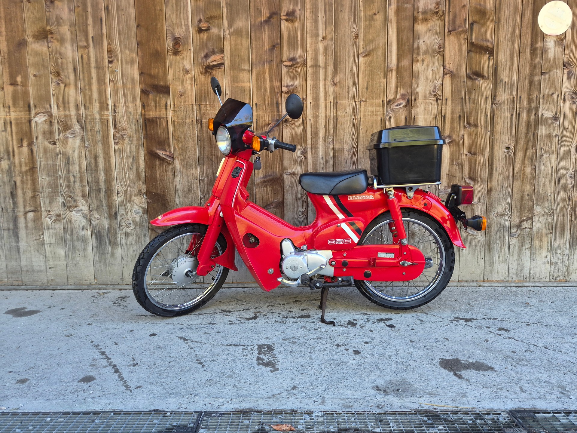 HONDA C 50 DM-image-9