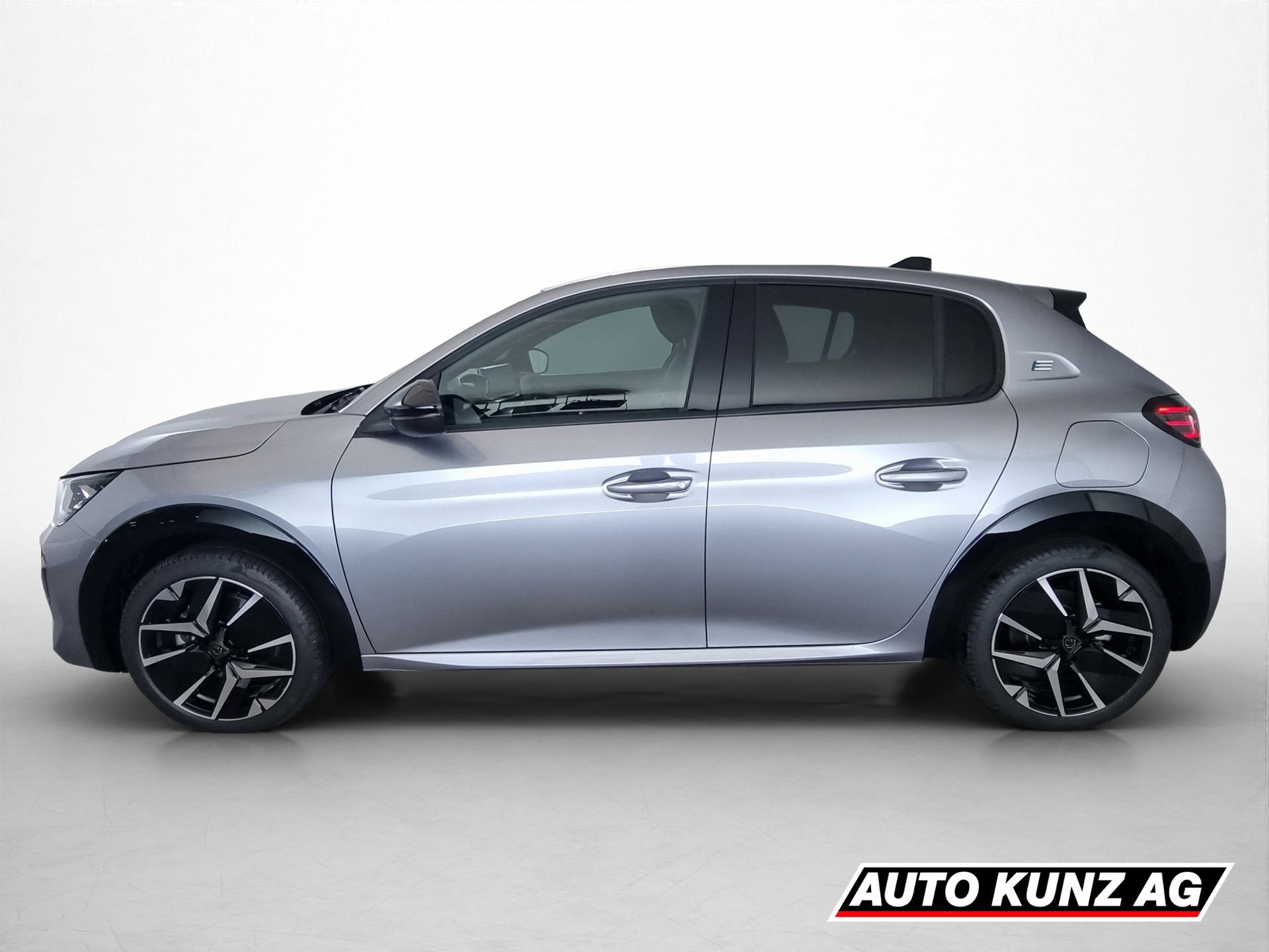 PEUGEOT 208 54kWh e-GT-showroom-element-2