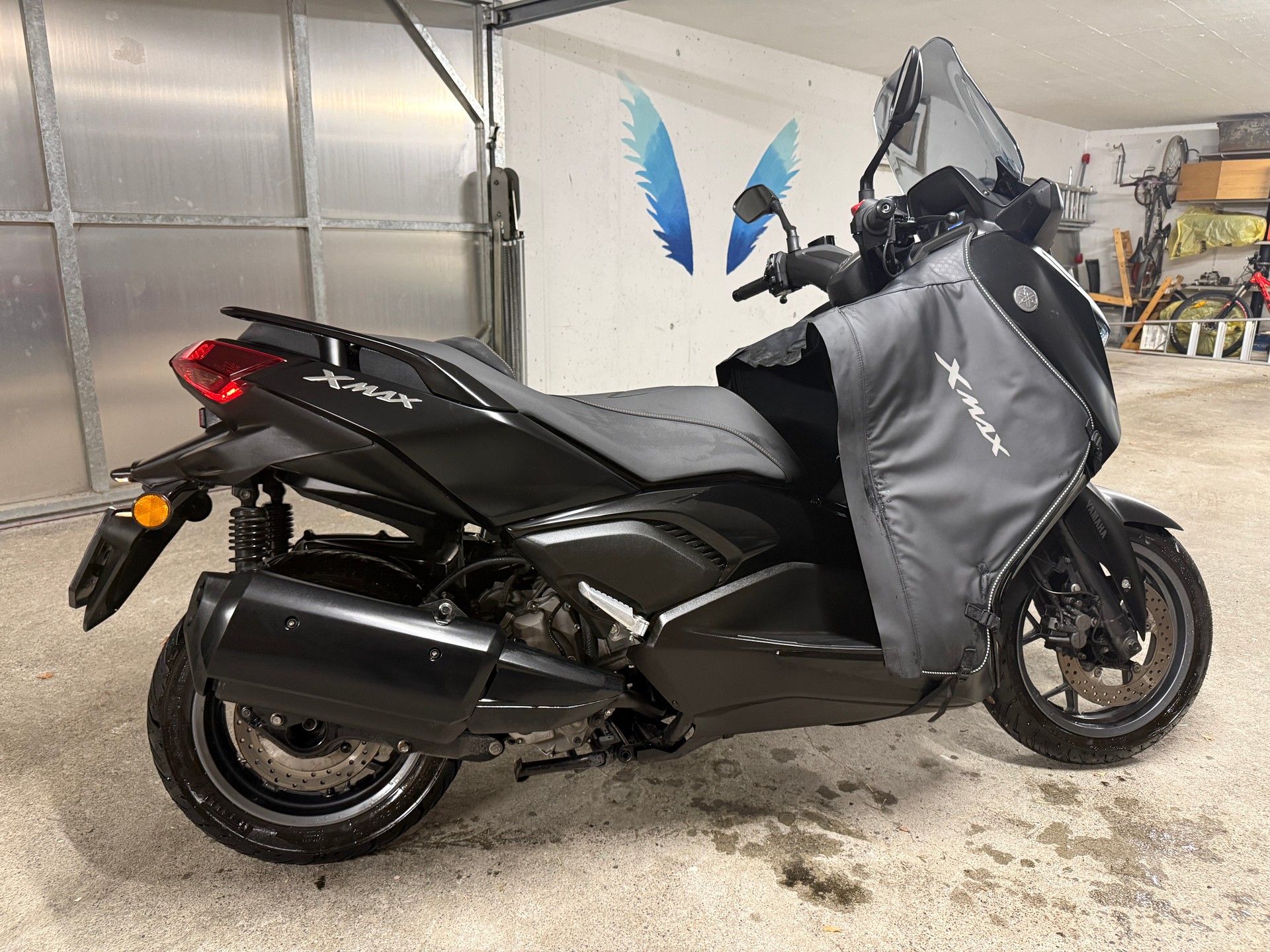 YAMAHA X-Max 300 Tech Max-image-11