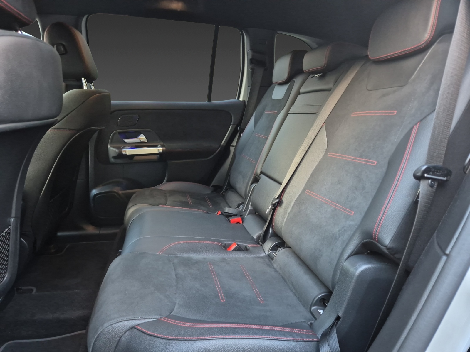 MERCEDES-BENZ EQB 350 AMG Line 4Matic-image-14