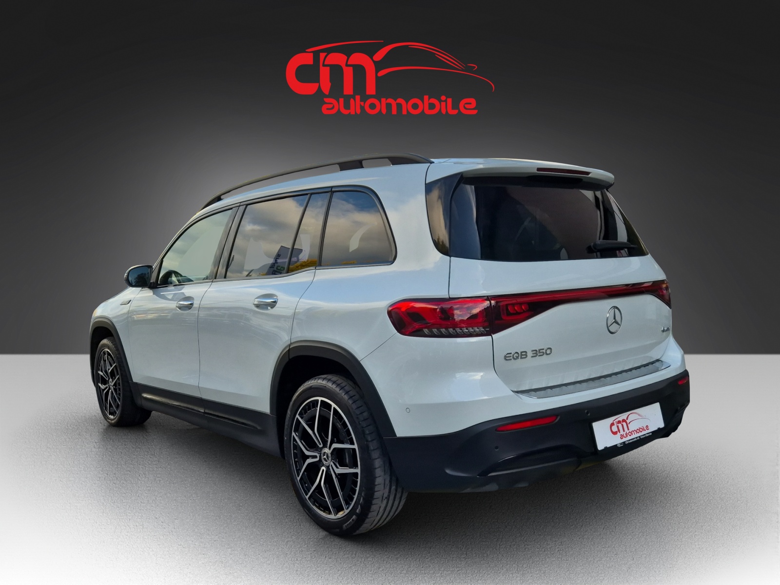 MERCEDES-BENZ EQB 350 AMG Line 4Matic-showroom-element-2