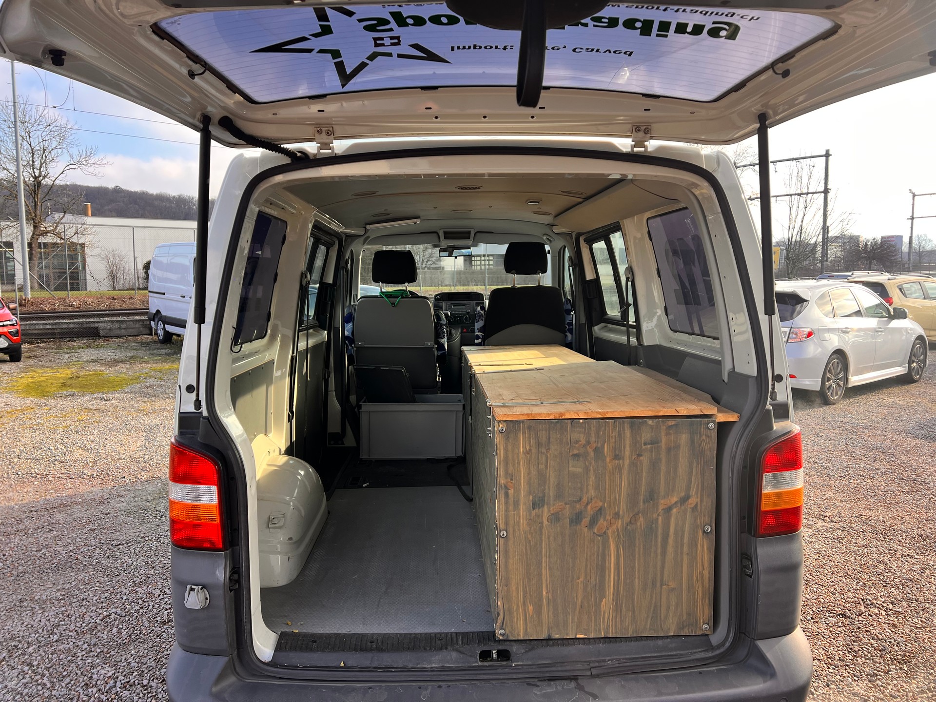 VW T5 Multivan Startline 2.5 TDI Tiptronic-image-11