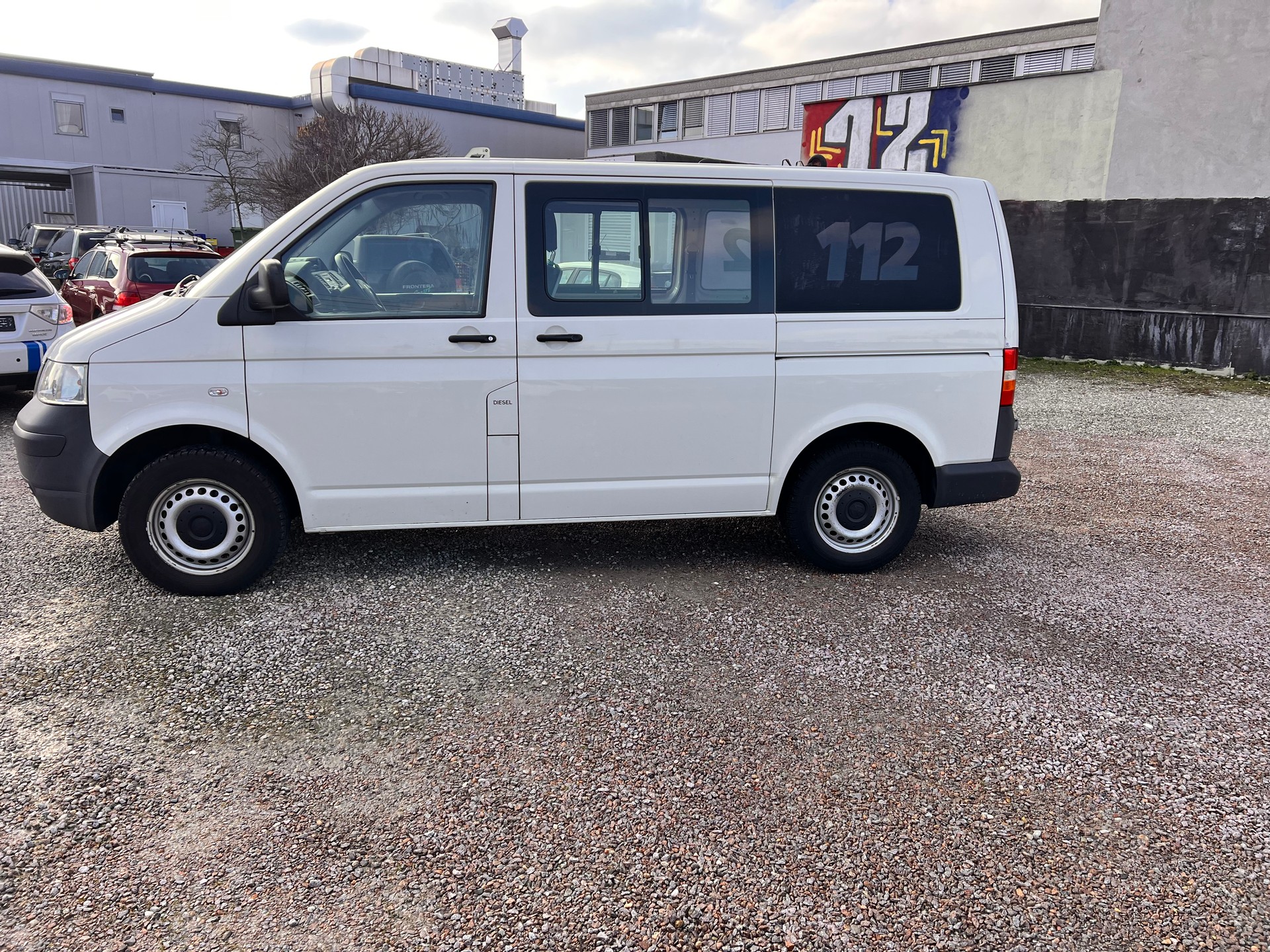 VW T5 Multivan Startline 2.5 TDI Tiptronic-image-4