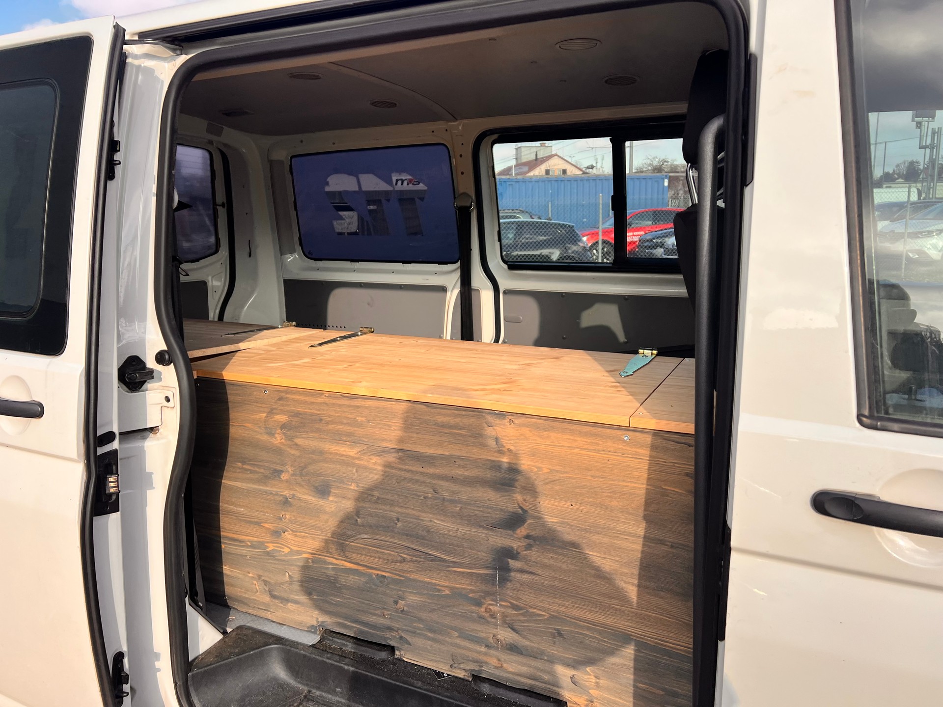VW T5 Multivan Startline 2.5 TDI Tiptronic-image-12