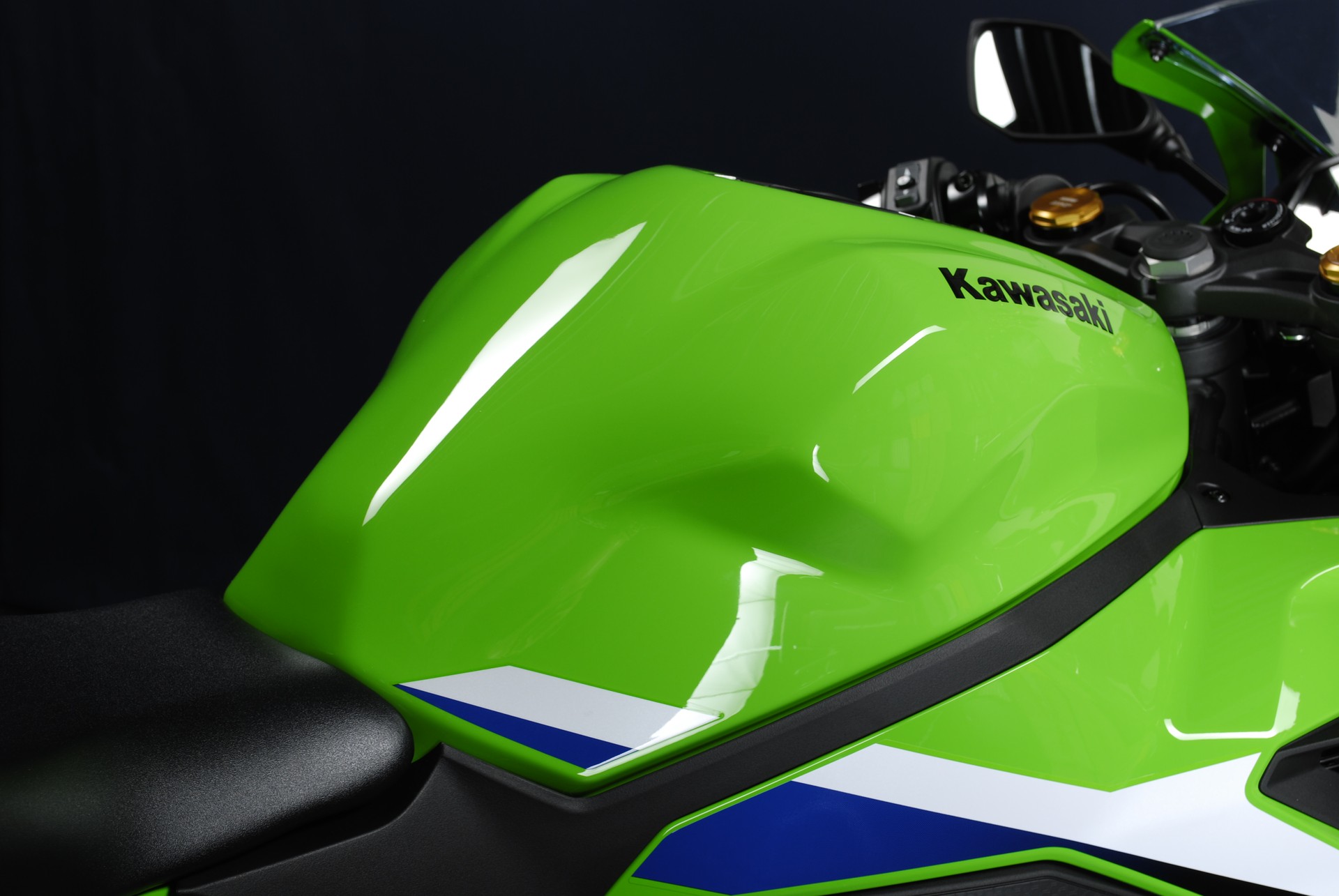 KAWASAKI Ninja ZX-4RR MY26-image-1