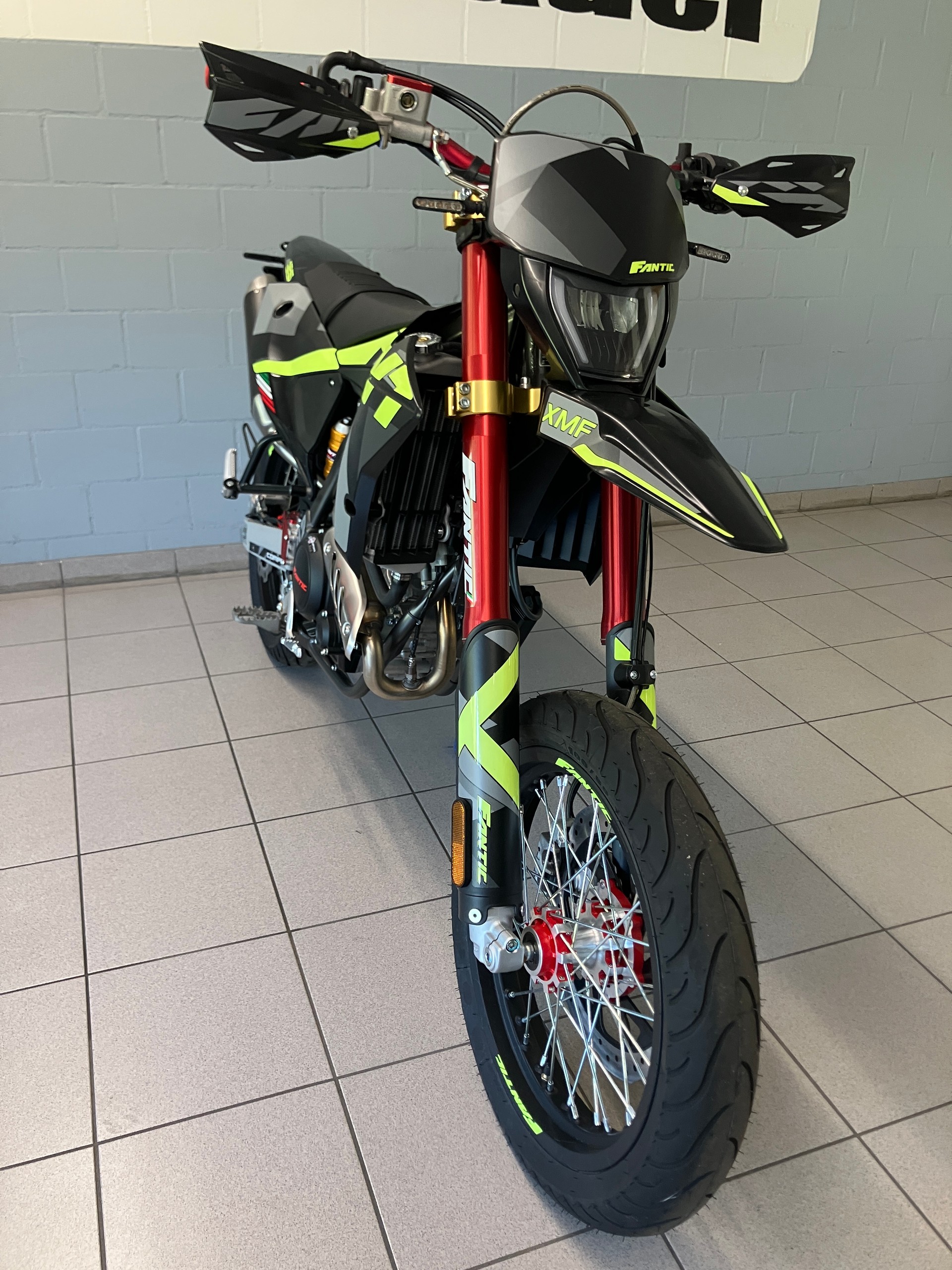 FANTIC Competition mit ABS-image-0