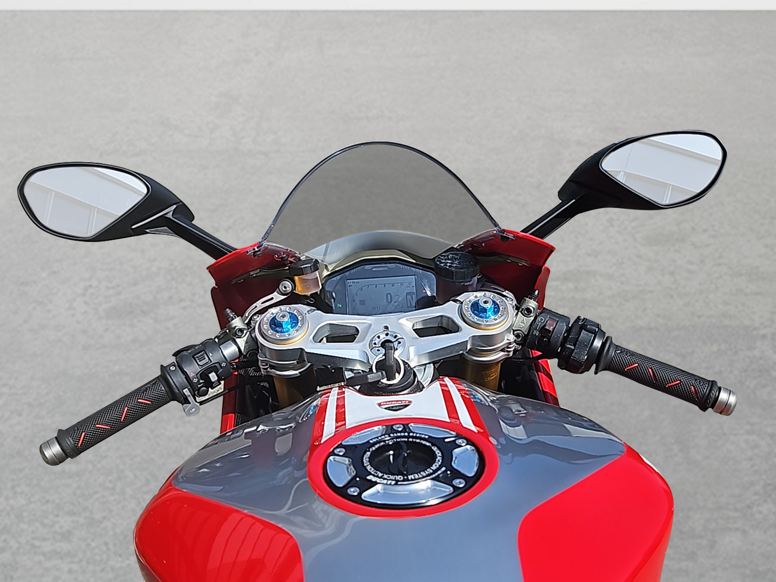 DUCATI Panigale 1199 R ABS-image-12