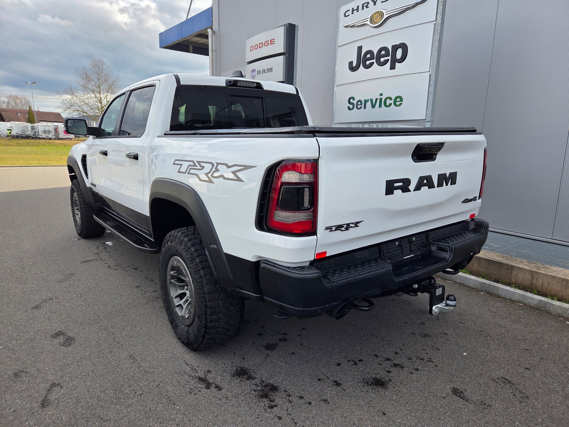 DODGE Ram 1500 6.2 V8 4x4 TRX Final Edition / 711 PS / Liftkit / 3.5T AHK-showroom-element-2