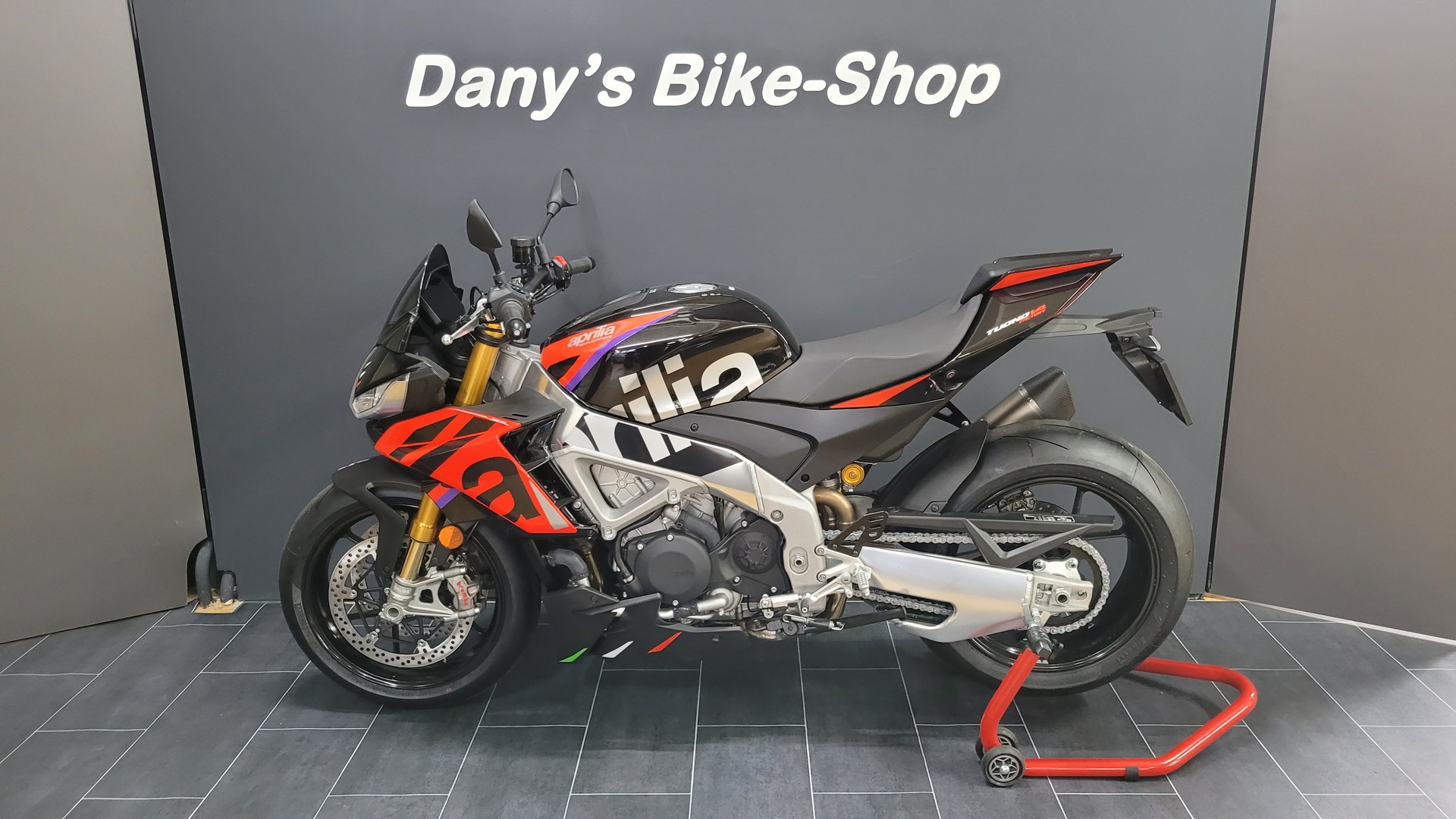 APRILIA Tuono V4 1100 Factory SC-Prpject-image-3